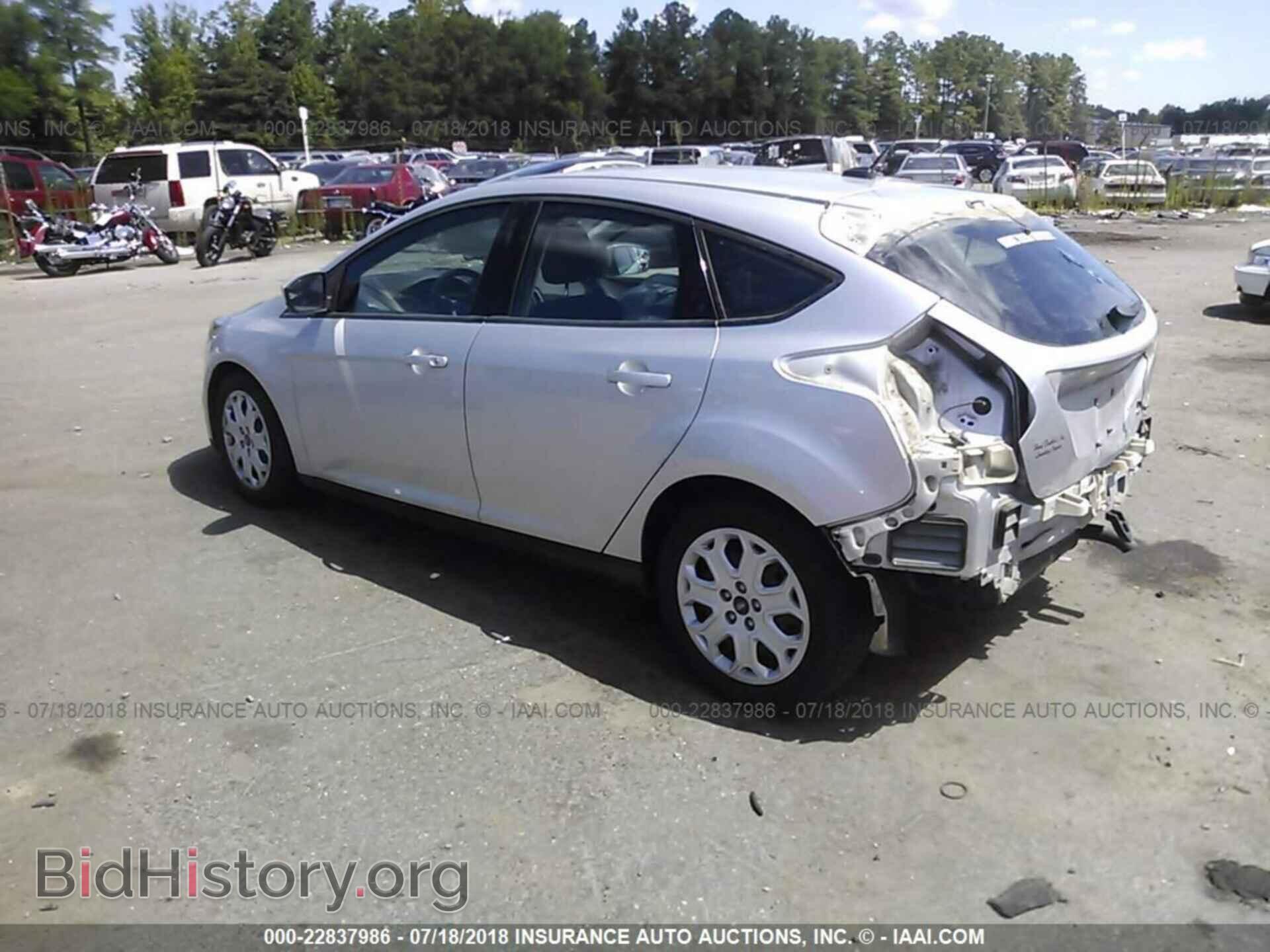 2012 Ford Focus - VIN: 1FAHP3K21CL337509 - Photo 3