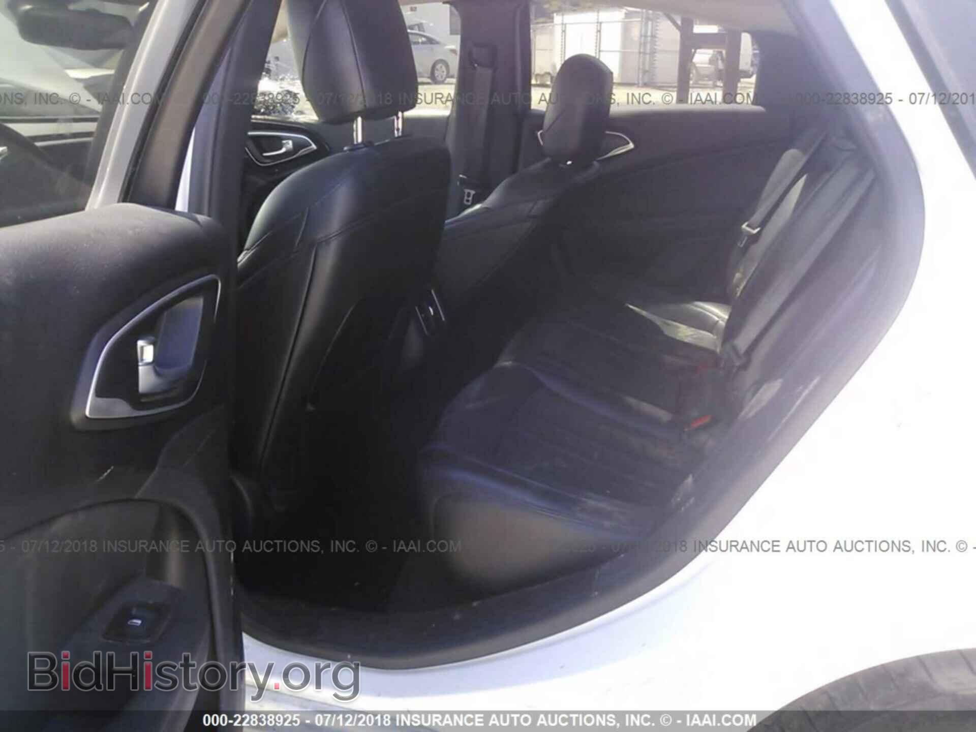 2015 Chrysler 200 - VIN: 1C3CCCEG8FN500709 - Photo 8