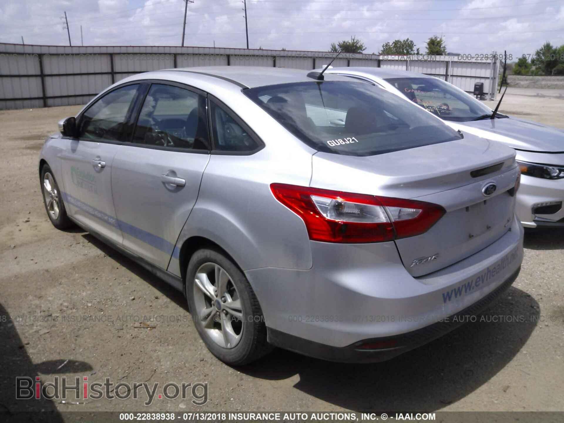 2014 Ford Focus - VIN: 1FADP3F23EL288325 - Фото 3