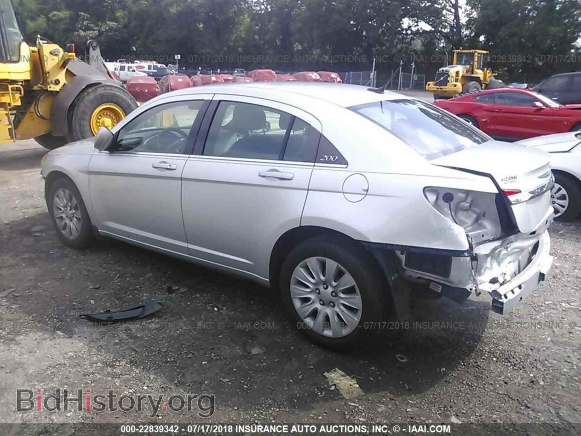 2012 Chrysler 200 - VIN: 1C3CCBAB6CN145409 - Фото 3