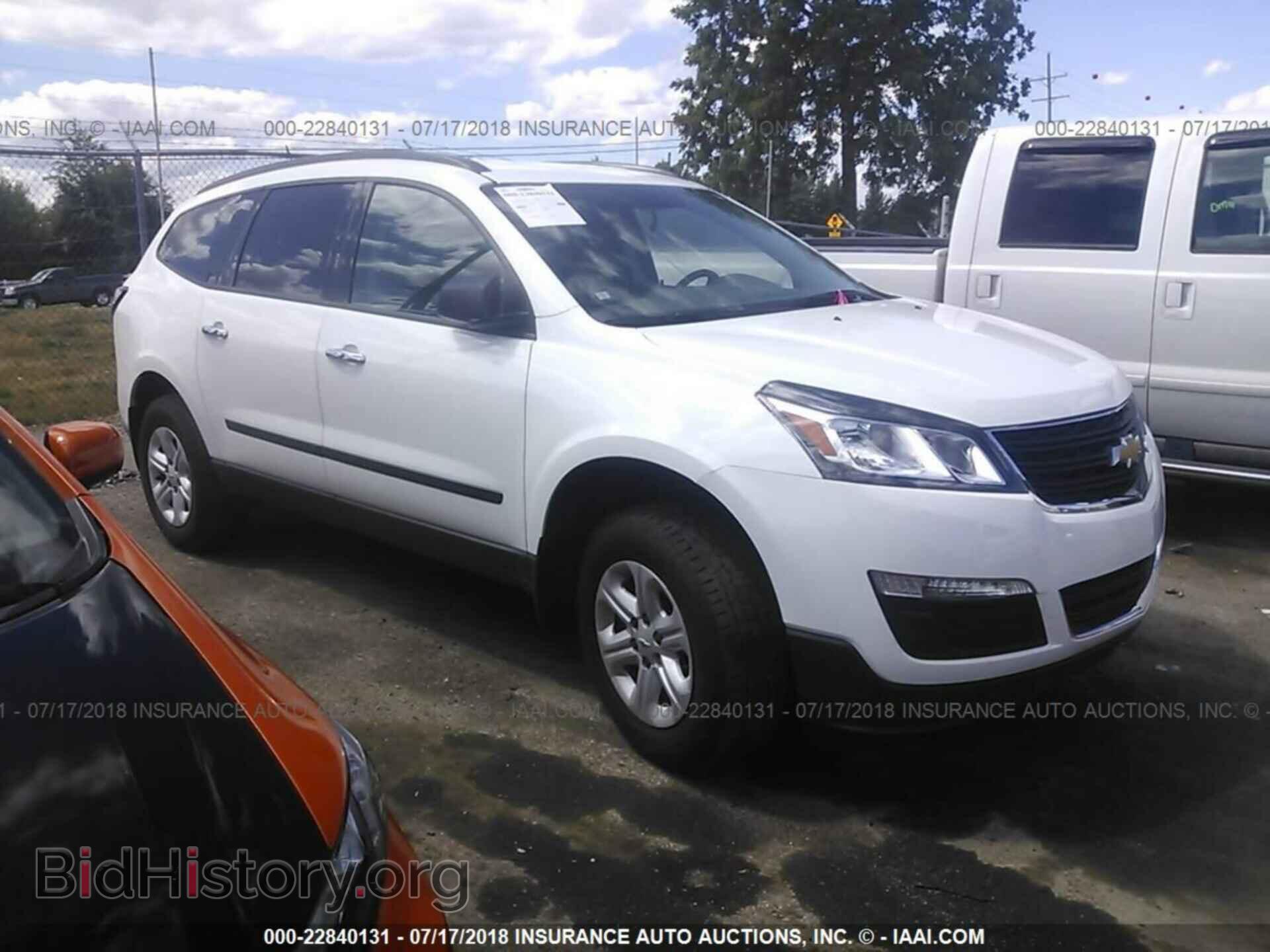 Фотография 1GNKRFED0HJ206459 - Chevrolet Traverse 2017