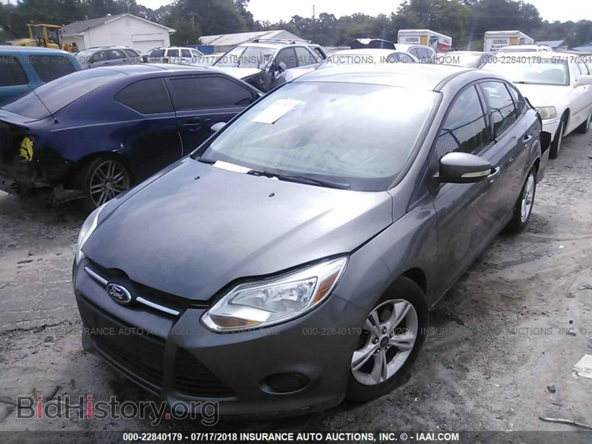 2013 Ford Focus - VIN: 1FADP3F29DL153669 - Photo 2