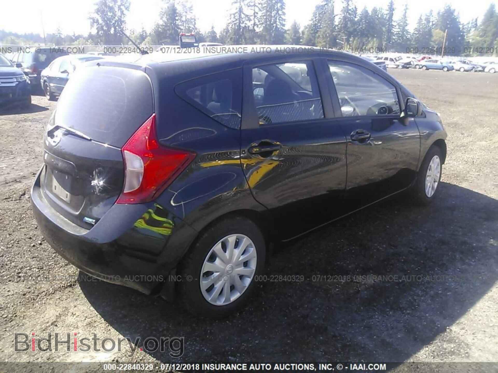 2014 Nissan Versa note - VIN: 3N1CE2CP8EL396419 - Photo 4