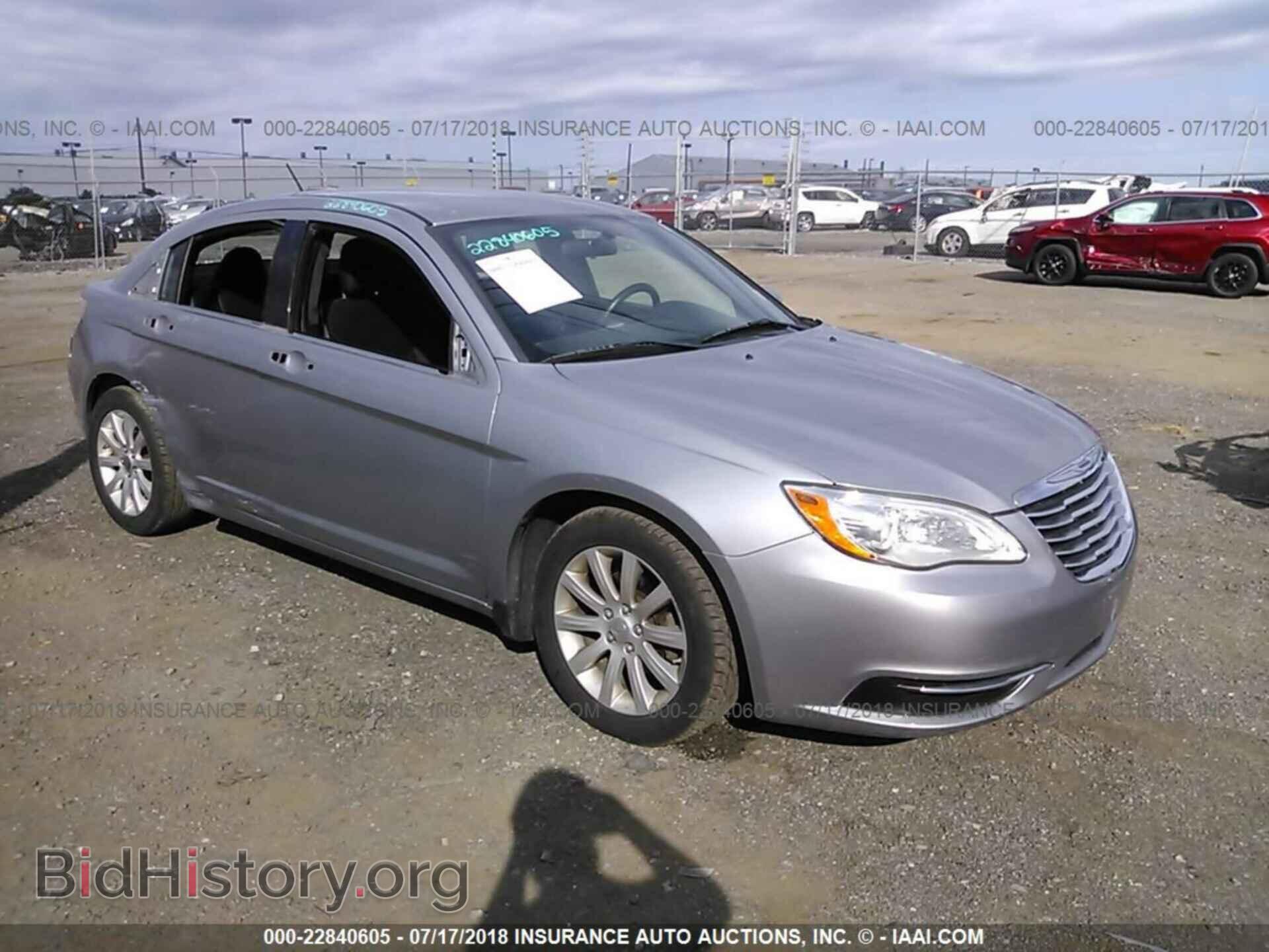 Photo 1C3CCBBG2EN115305 - Chrysler 200 2014