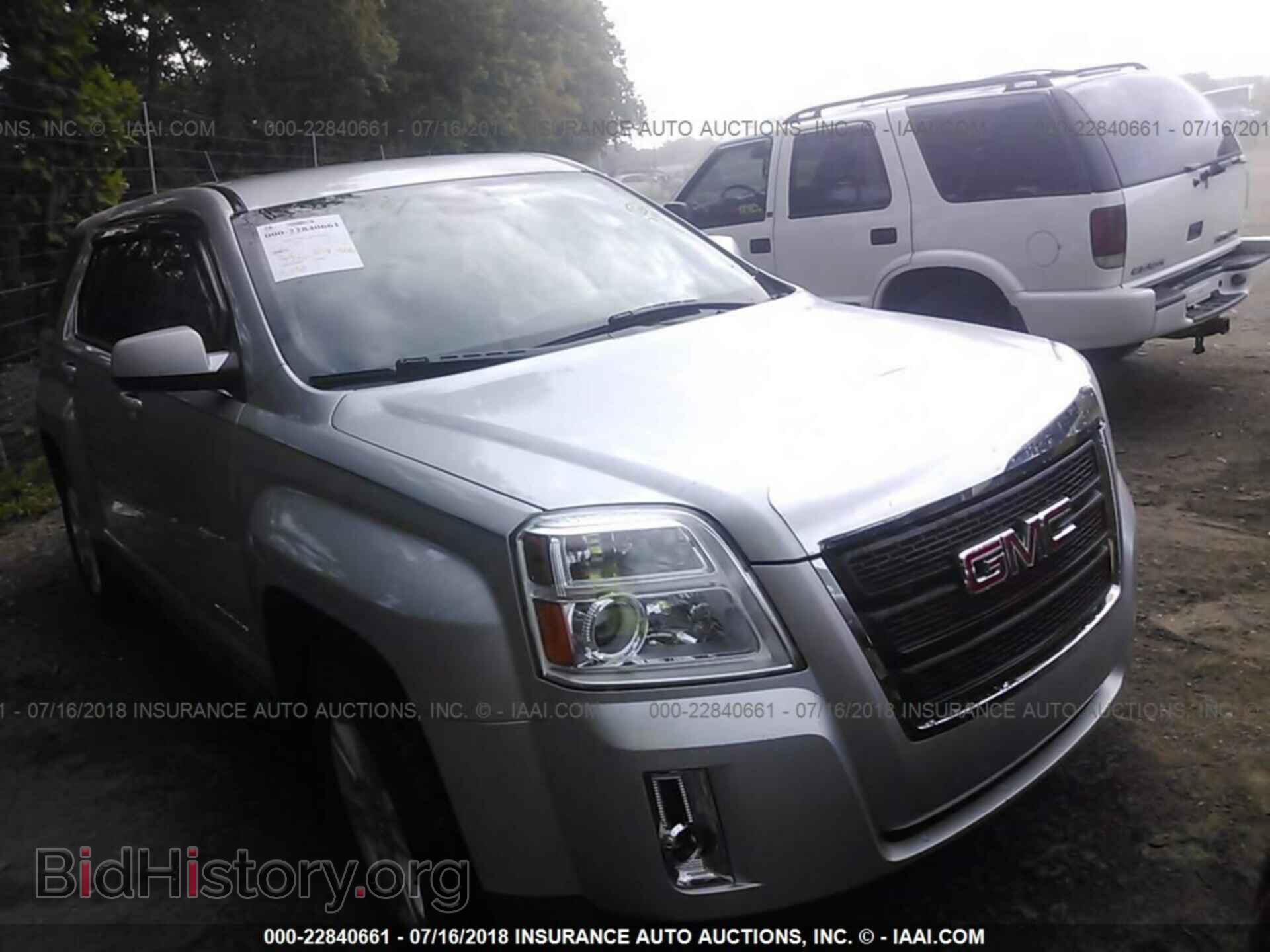Фотография 2GKALMEK3D6346638 - Gmc Terrain 2013