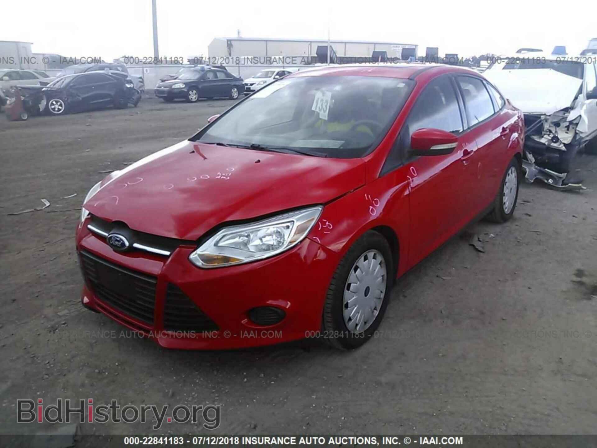 2013 Ford Focus - VIN: 1FADP3F23DL182584 - Photo 2