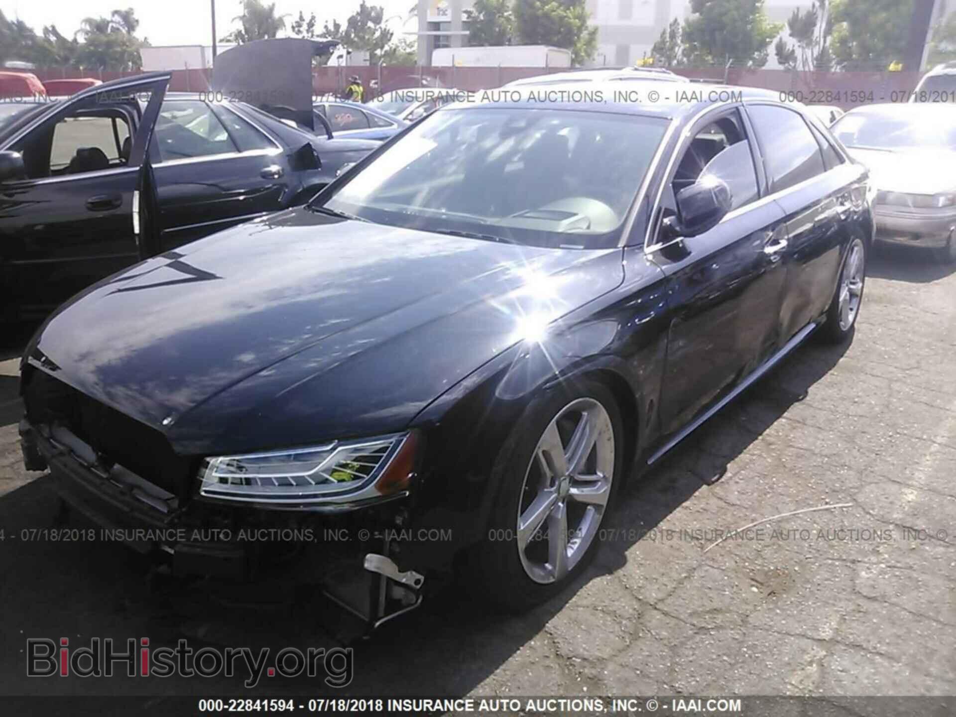 2018 Audi A8 - VIN: WAU43AFD9JN000573 - Фото 2