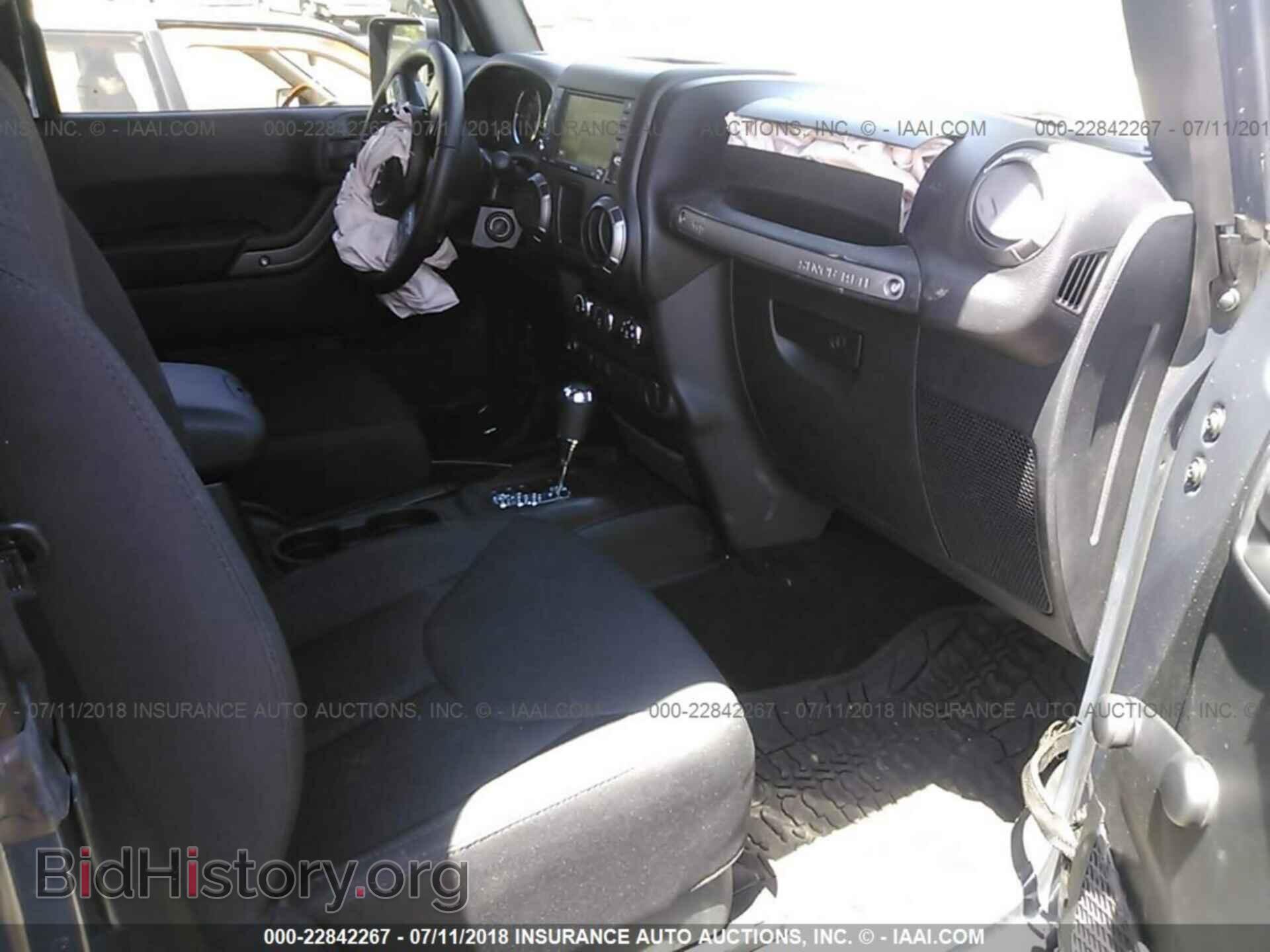 2017 Jeep Wrangler - VIN: 1C4AJWAG9HL751477 - Фото 5