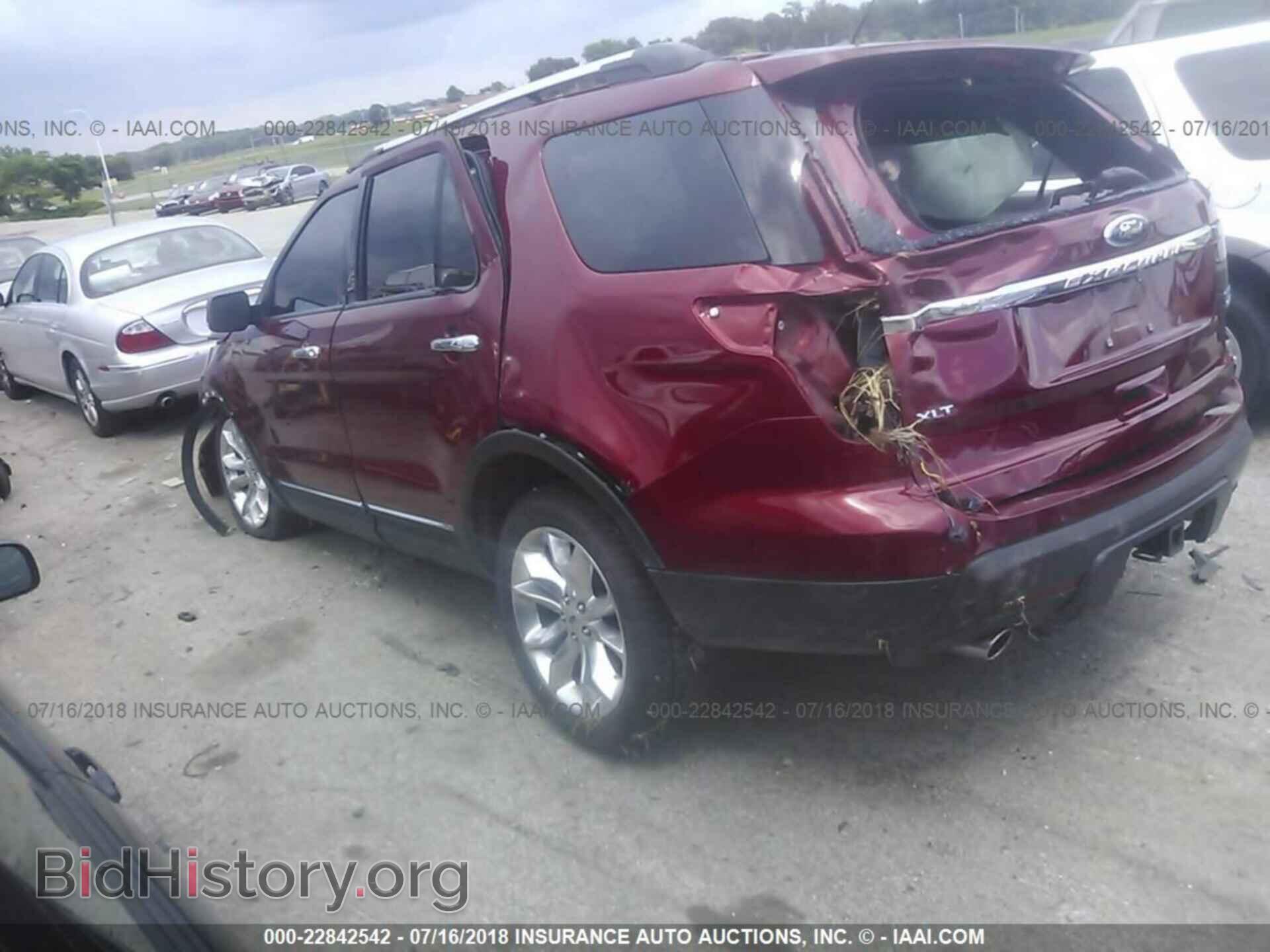 2014 Ford Explorer - VIN: 1FM5K8D83EGC06079 - Photo 3