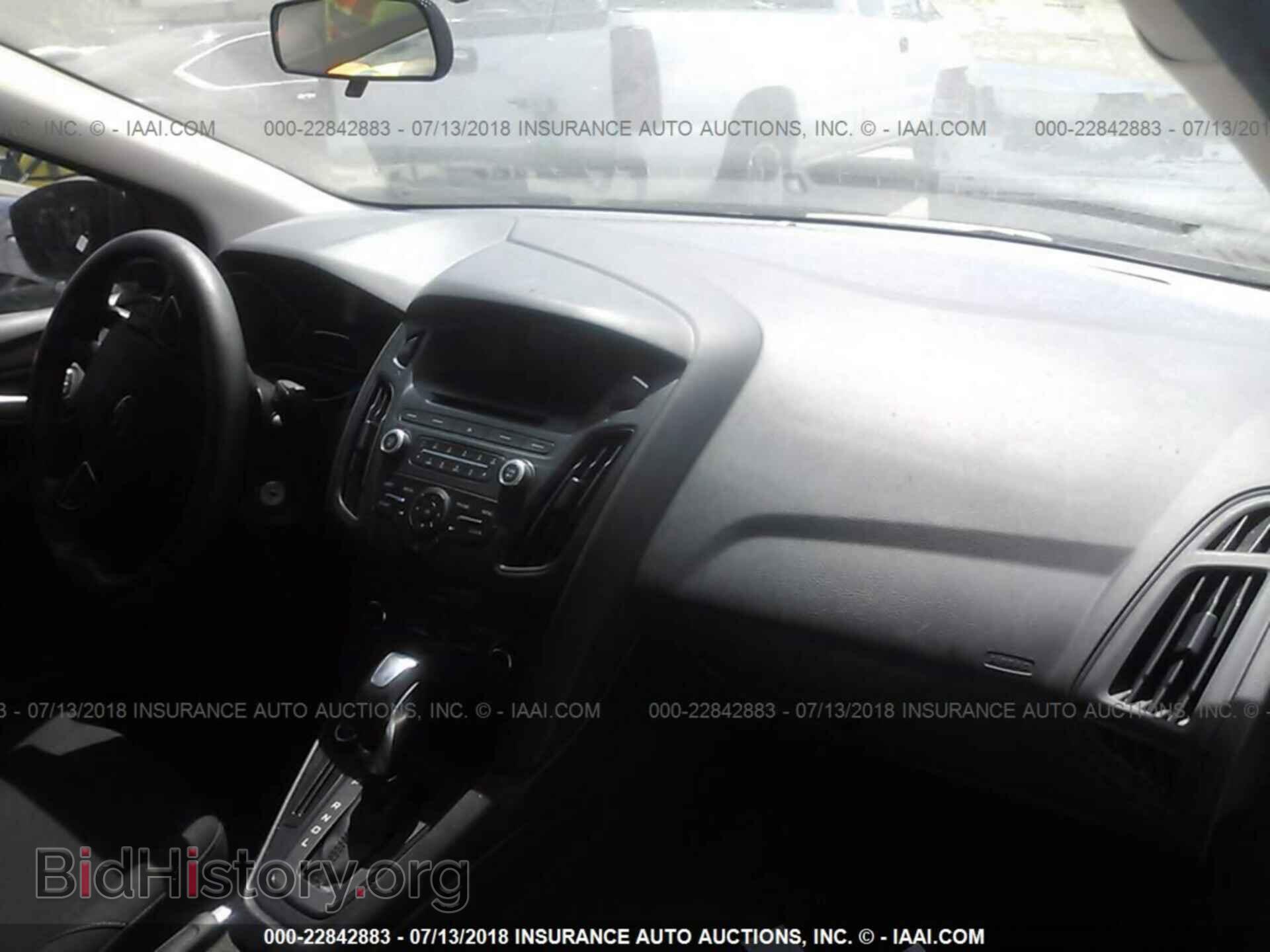 2016 Ford Focus - VIN: 1FADP3F23GL289767 - Фото 5