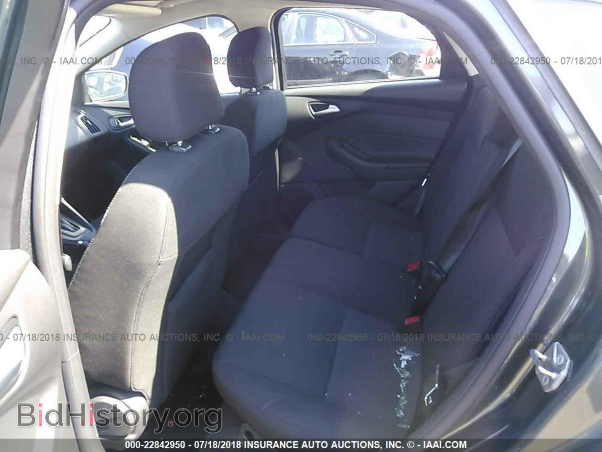 2017 Ford Focus - VIN: 1FADP3K23HL335136 - Фото 8