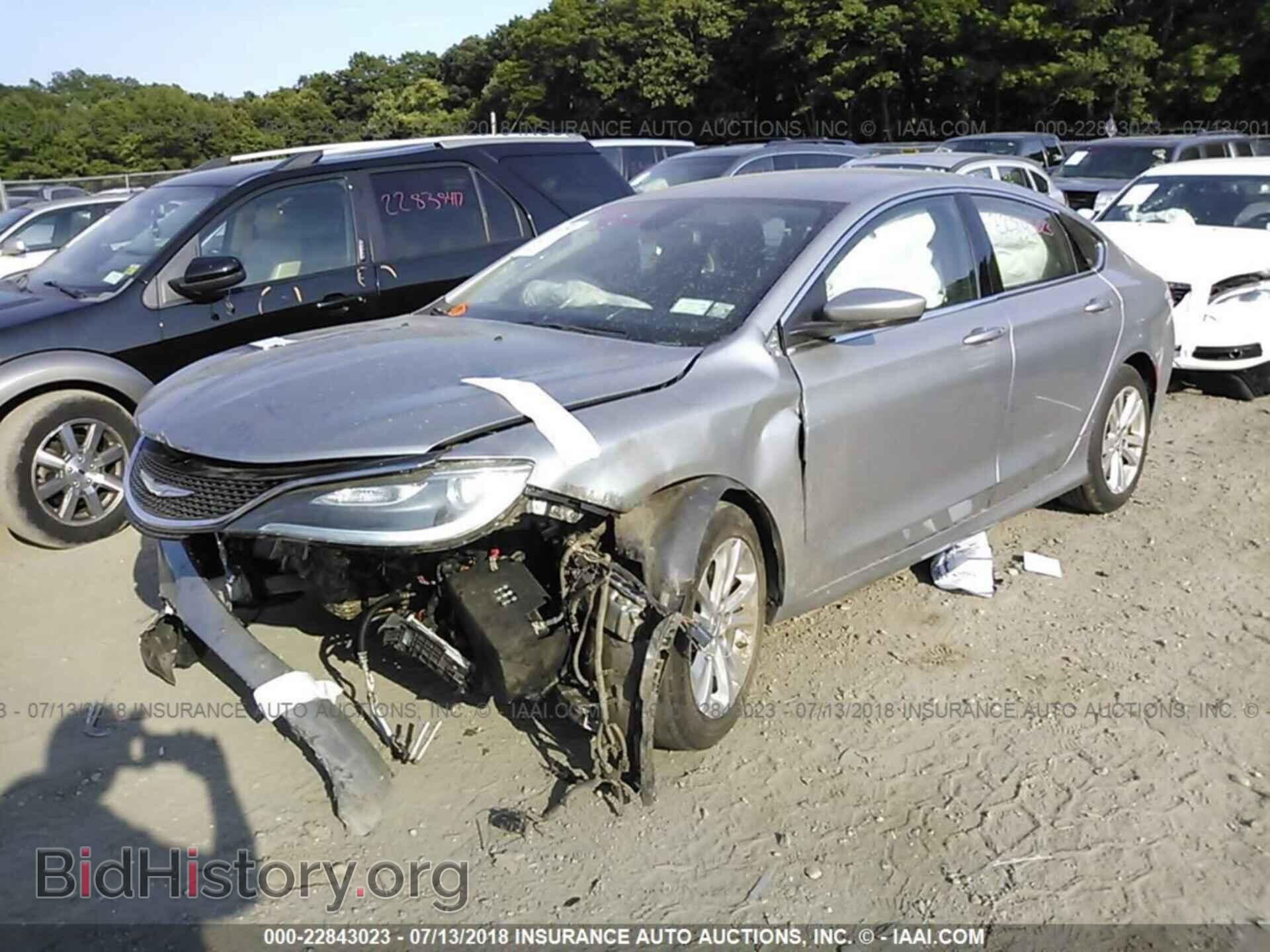 2016 Chrysler 200 - VIN: 1C3CCCAG8GN148478 - Photo 2