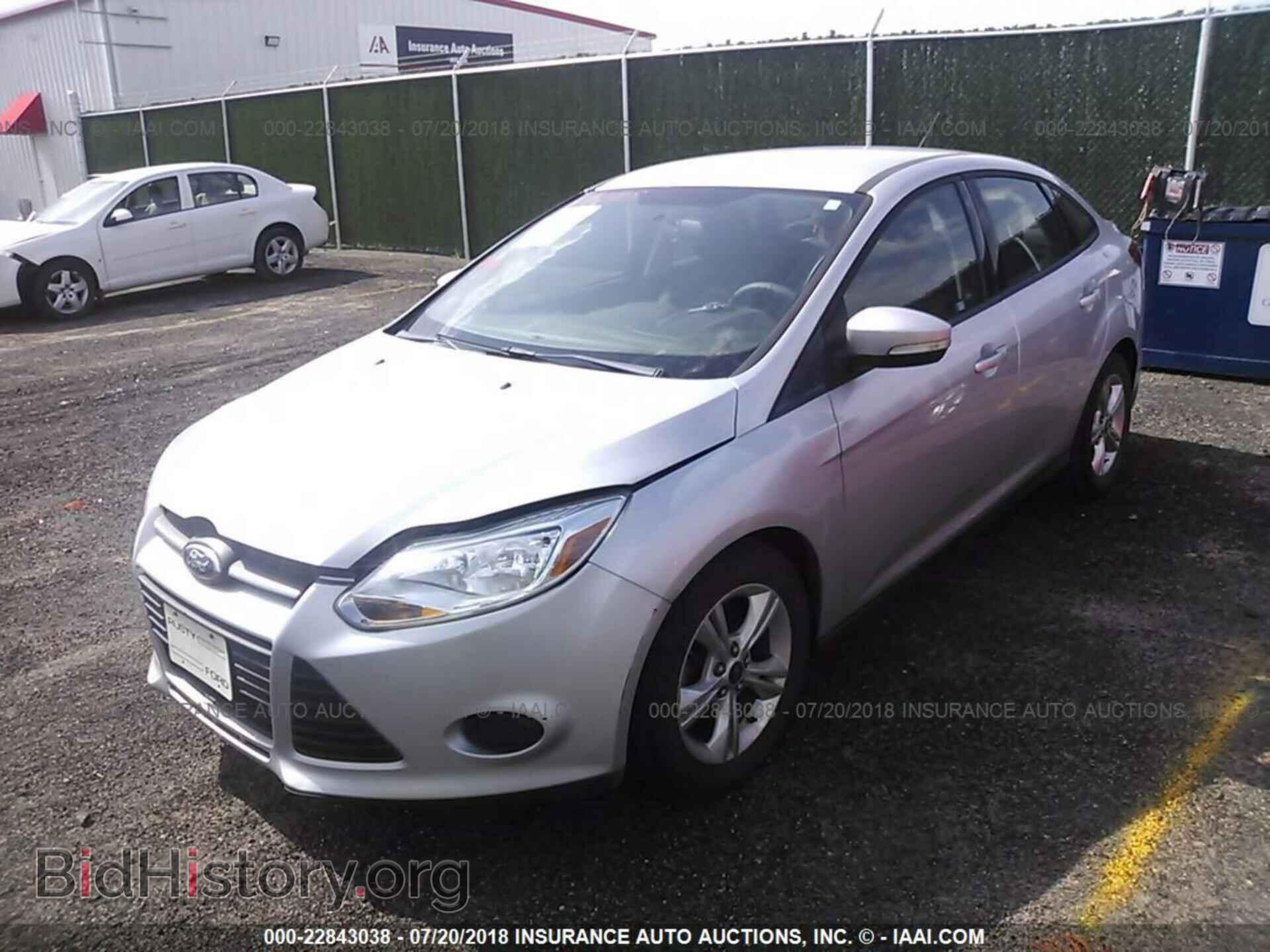 2013 Ford Focus - VIN: 1FADP3F21DL221236 - Photo 2