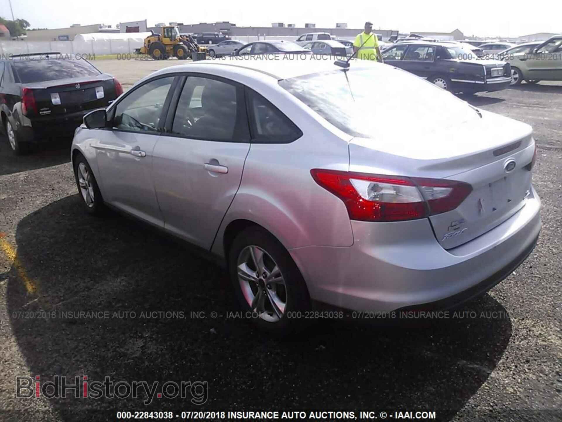 2013 Ford Focus - VIN: 1FADP3F21DL221236 - Photo 3