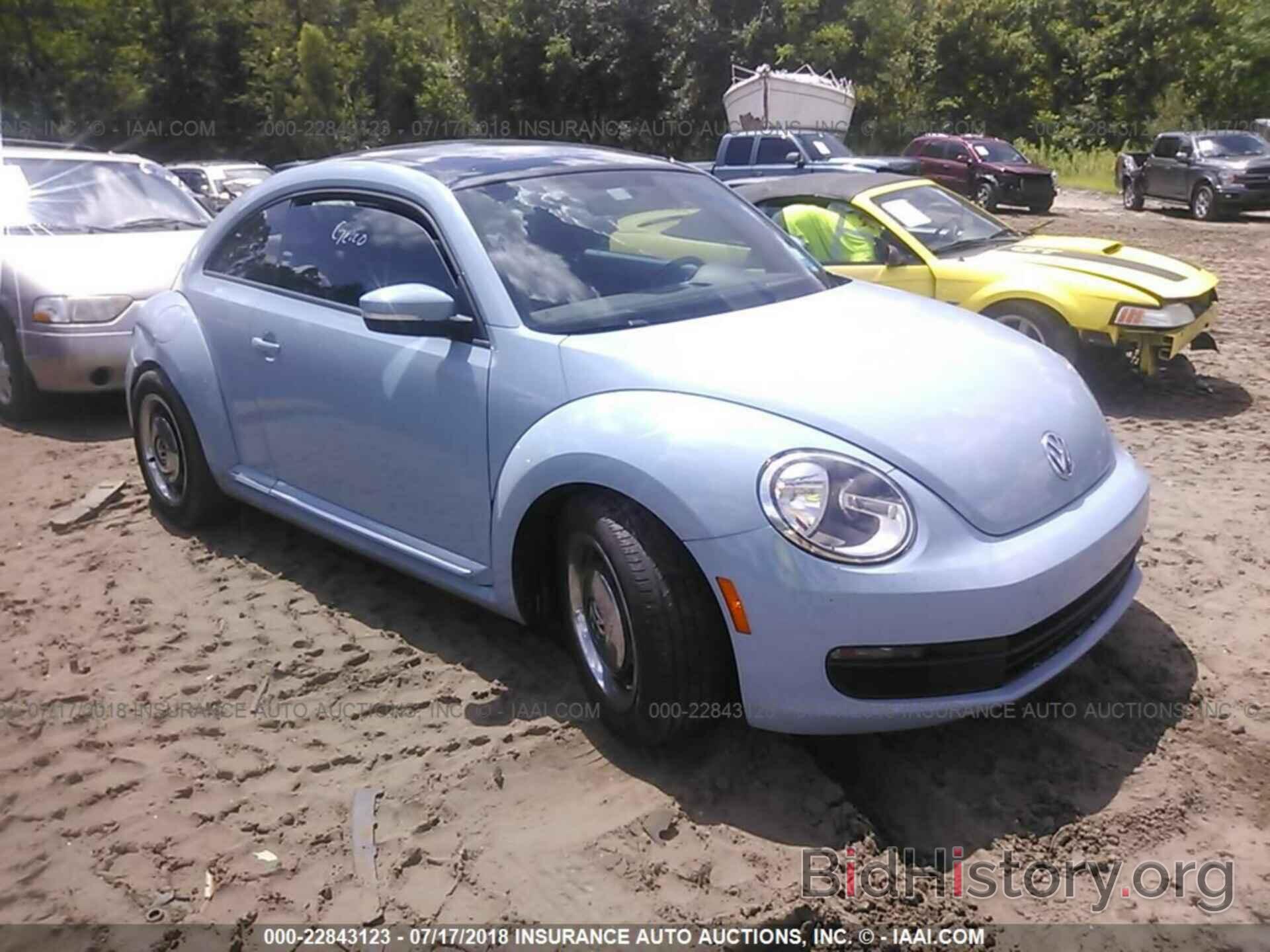 Photo 3VWJX7AT0DM646382 - Volkswagen Beetle 2013