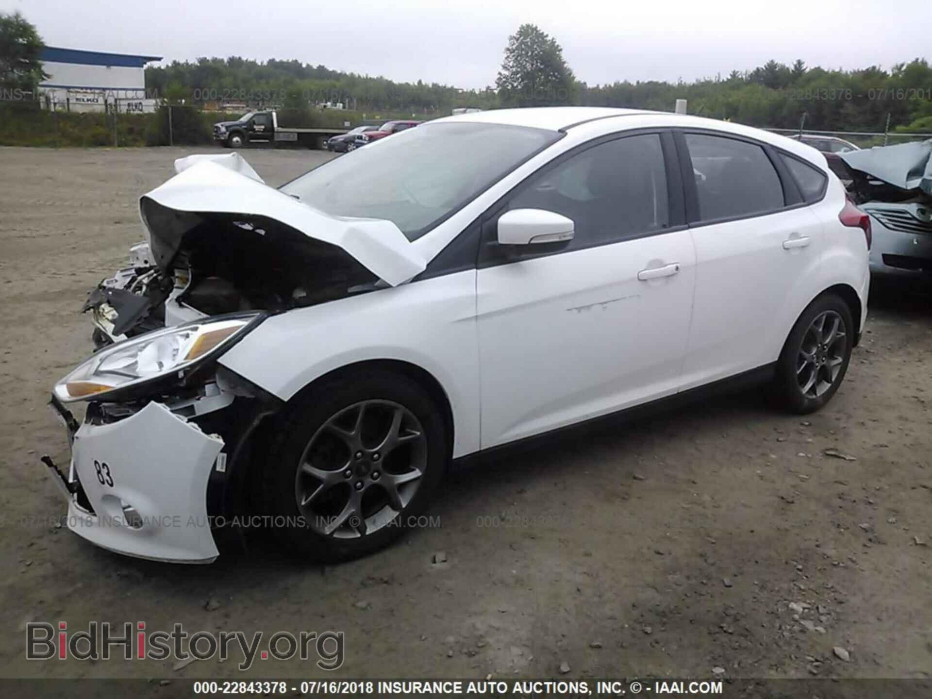 2014 Ford Focus - VIN: 1FADP3K2XEL164557 - Фото 2