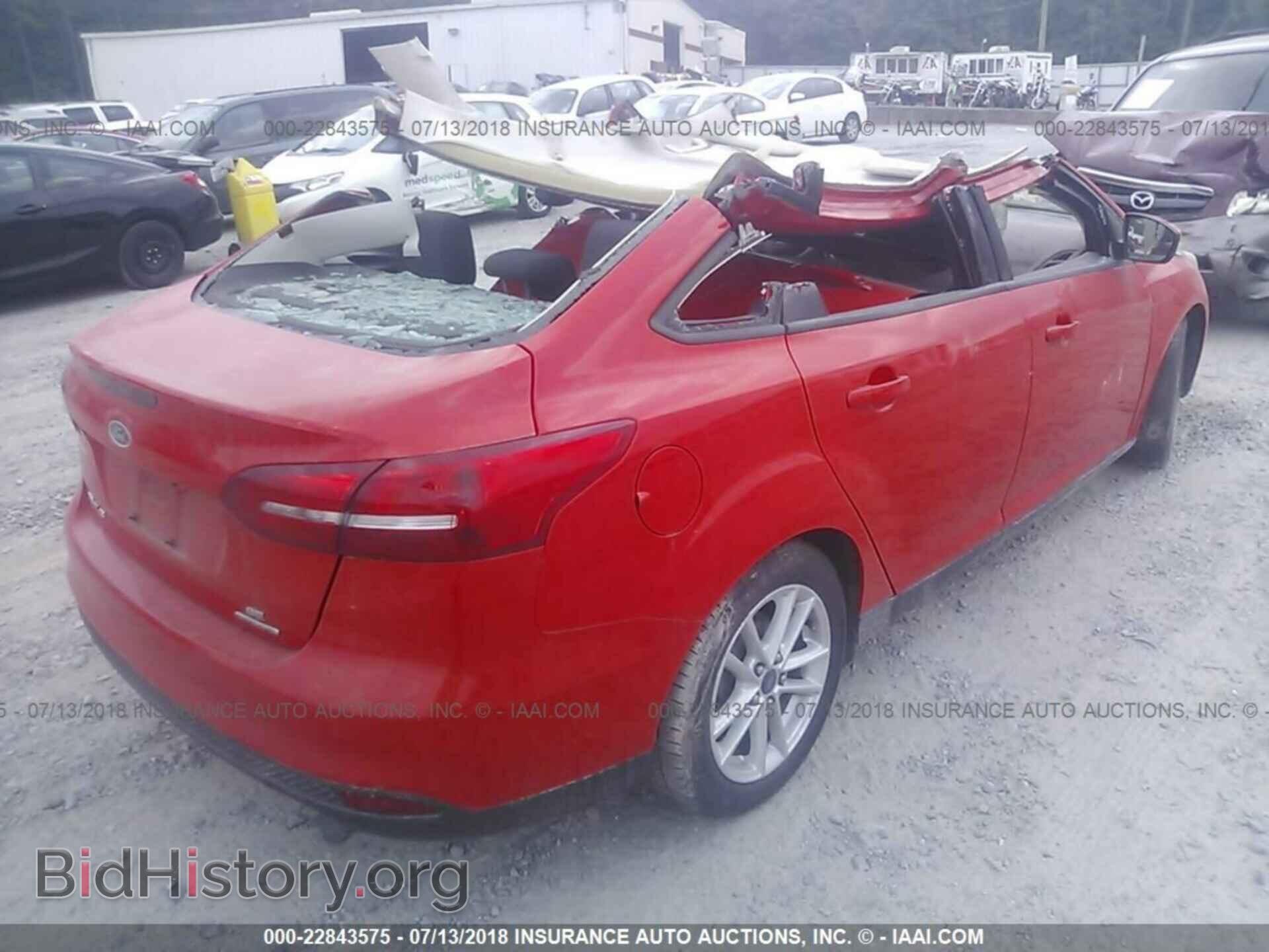 2016 Ford Focus - VIN: 1FADP3F24GL265932 - Фото 4