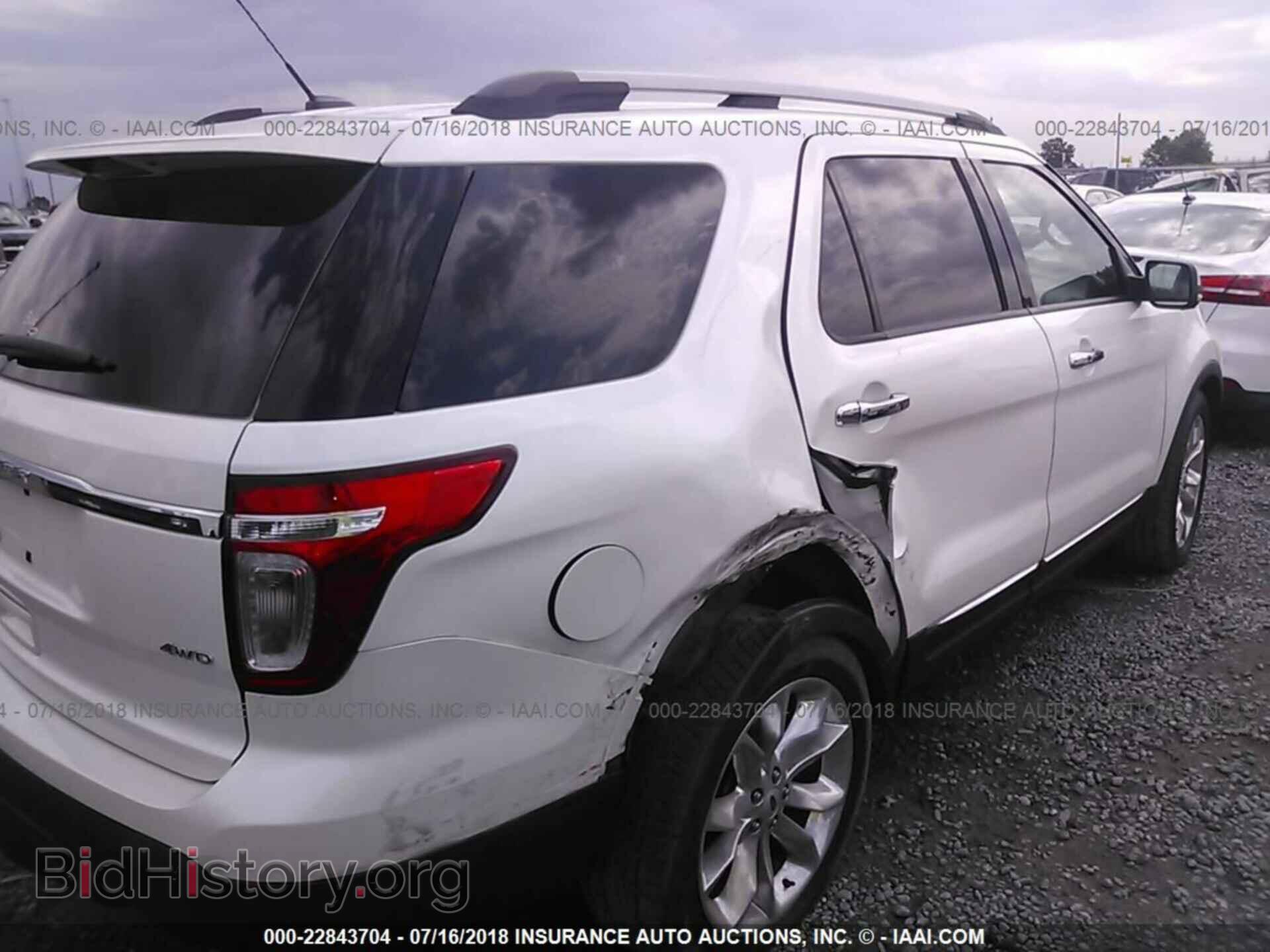 2012 Ford Explorer - VIN: 1FMHK8F81CGA79534 - Фото 4