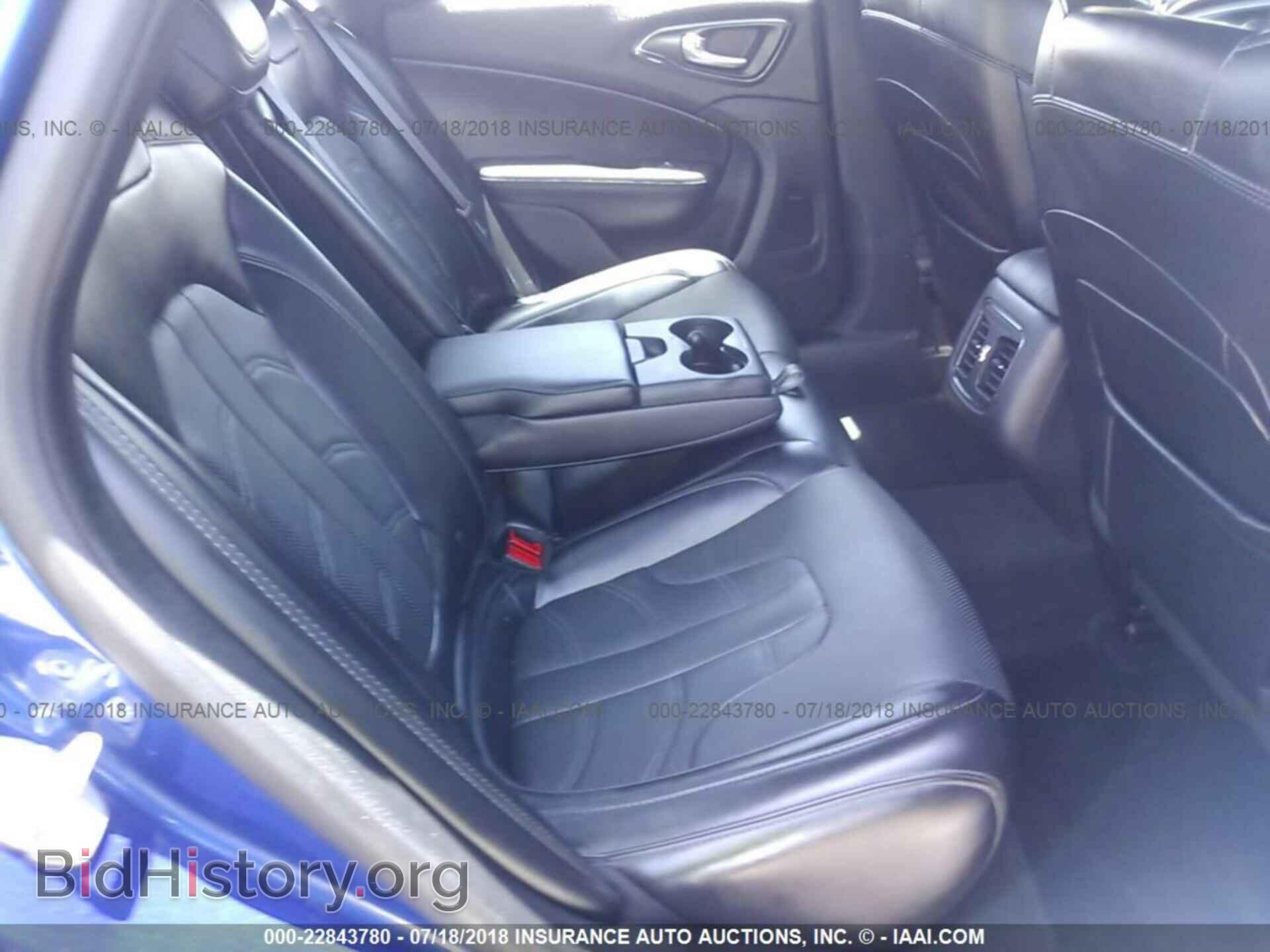 2016 CHRYSLER 200 - VIN: 1C3CCCDGXGN135677 - Фото 8