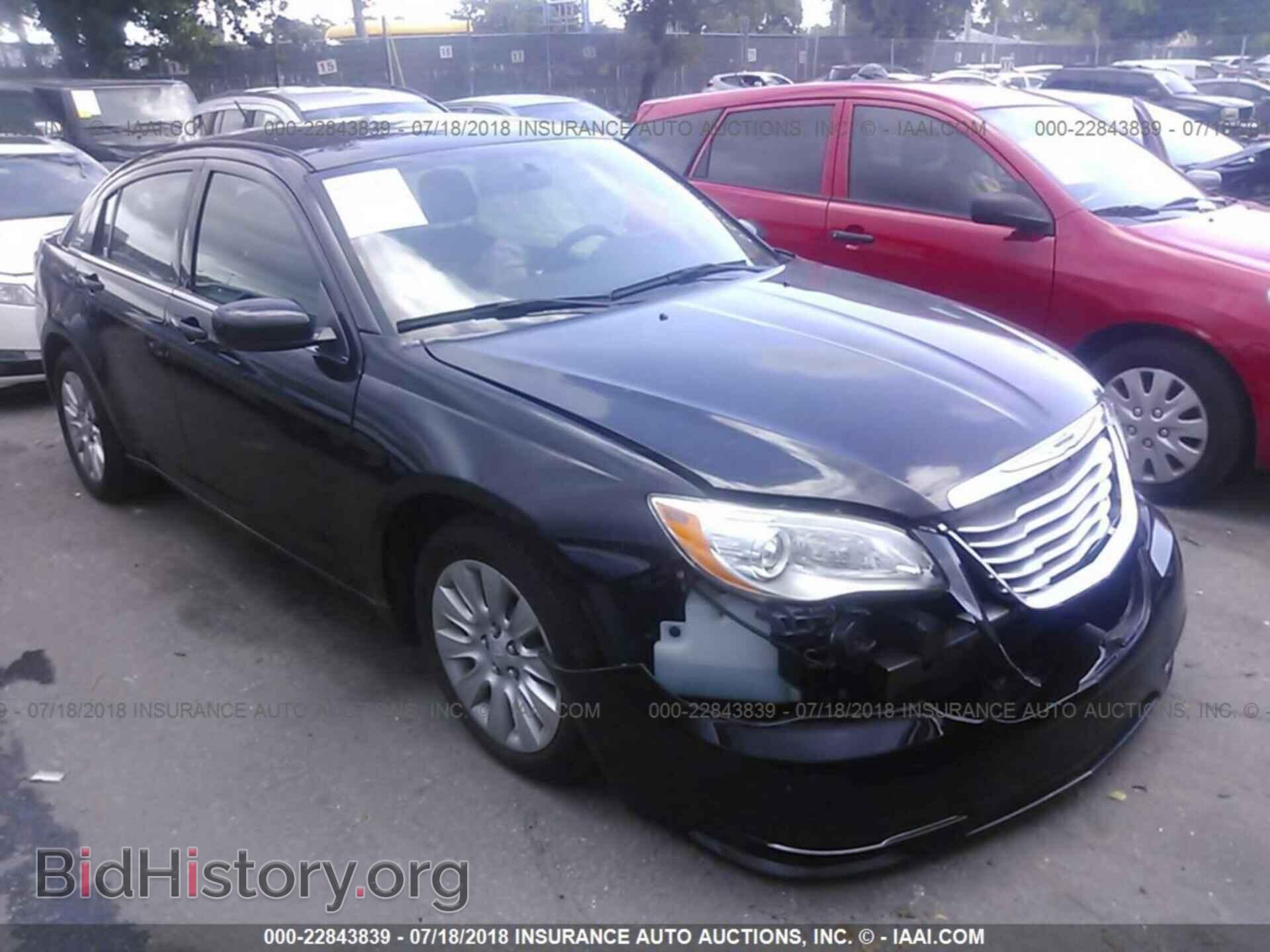 Photo 1C3CCBAB4EN206145 - Chrysler 200 2014