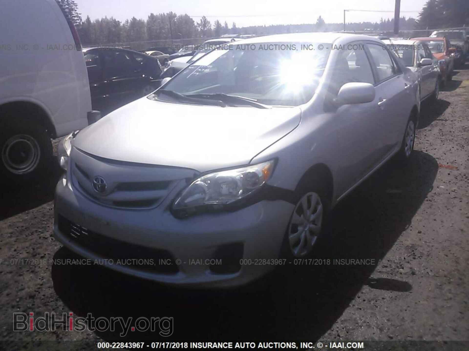 2011 Toyota Corolla - VIN: 2T1BU4EE9BC643206 - Photo 2