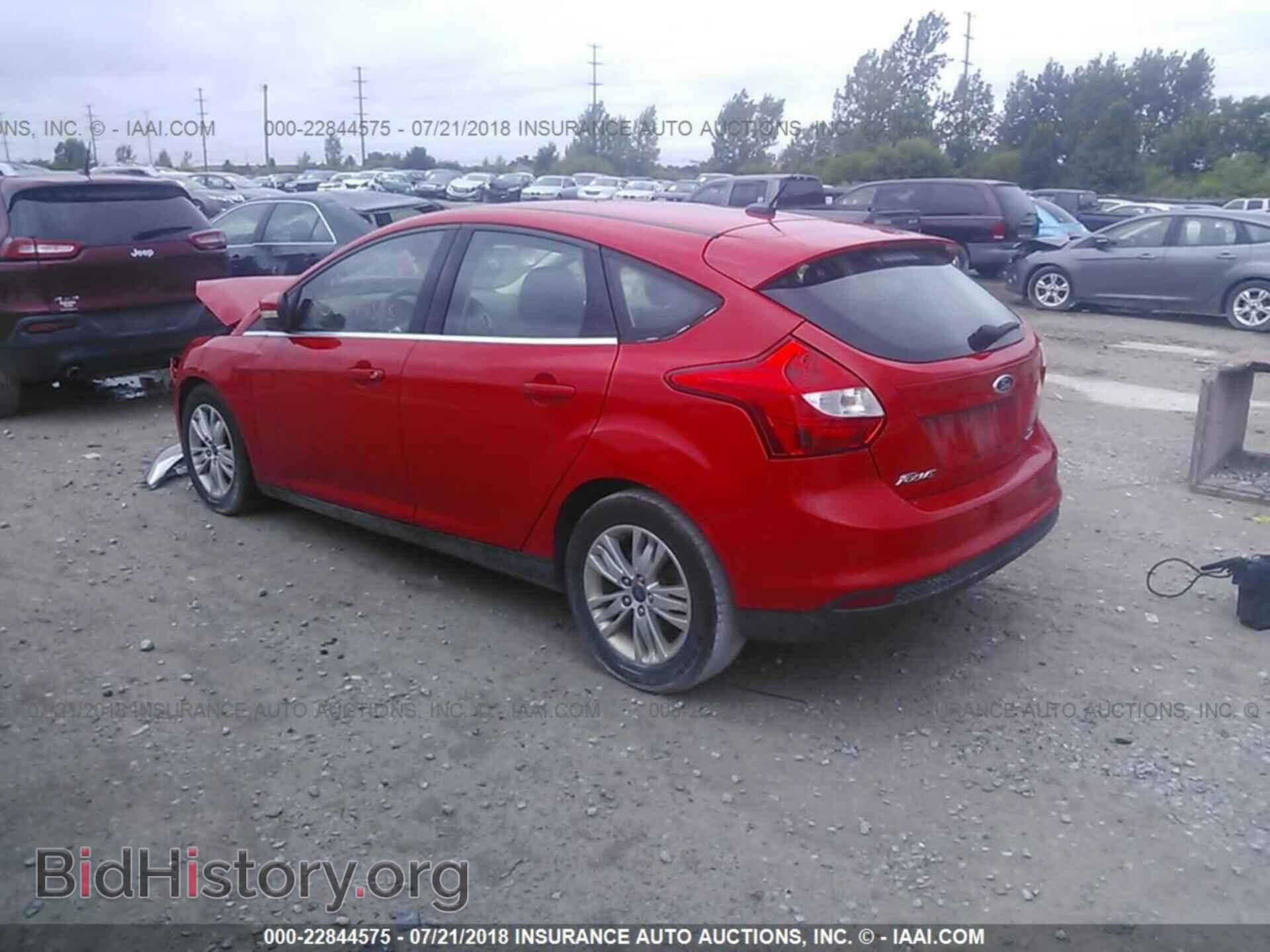 2012 Ford Focus - VIN: 1FAHP3M27CL430810 - Photo 3