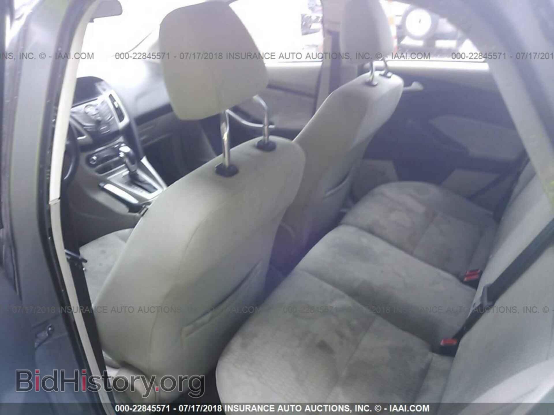 2012 Ford Focus - VIN: 1FAHP3H20CL197489 - Фото 8