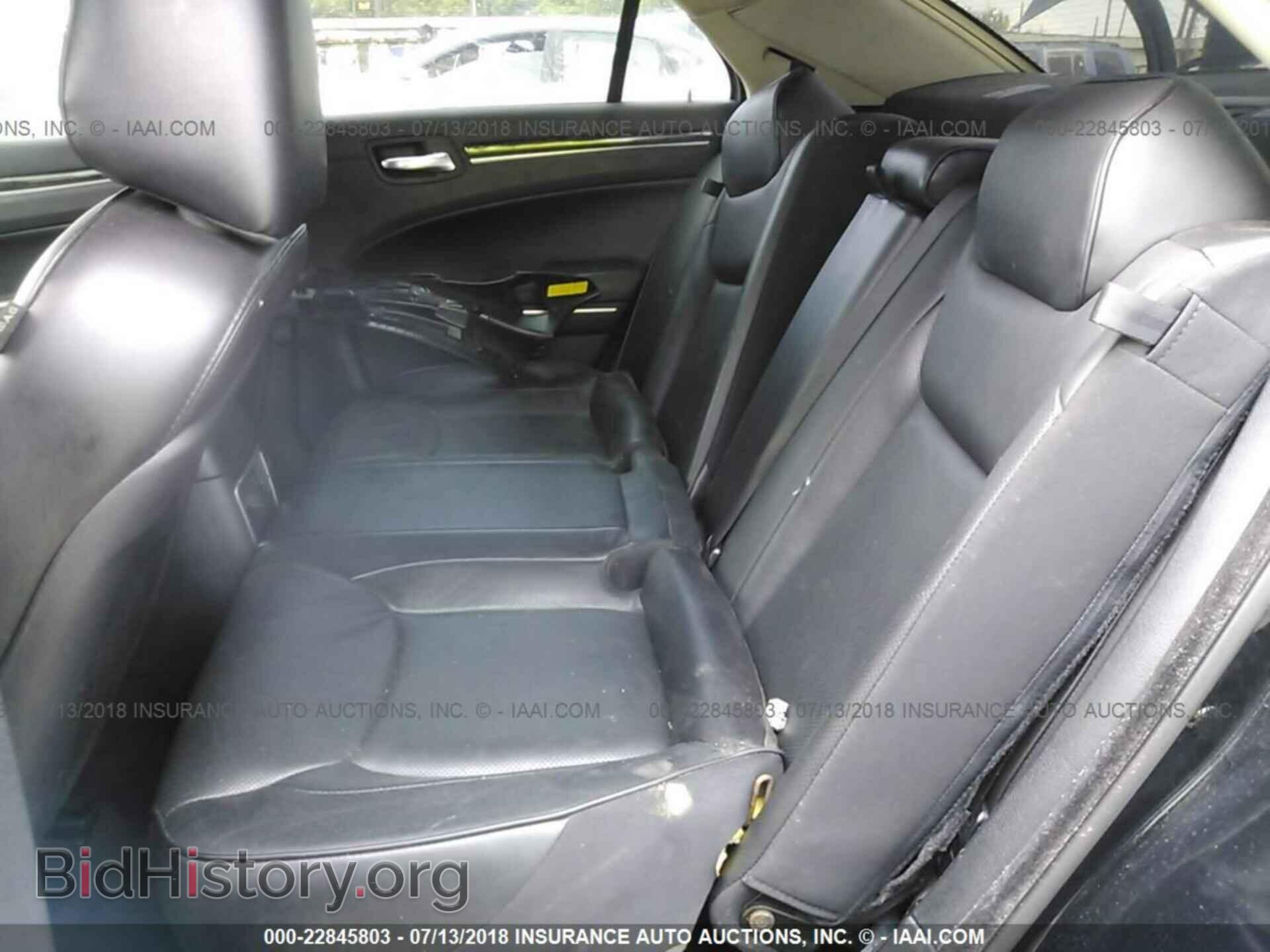 2016 Chrysler 300c - VIN: 2C3CCAEG1GH123512 - Фото 8