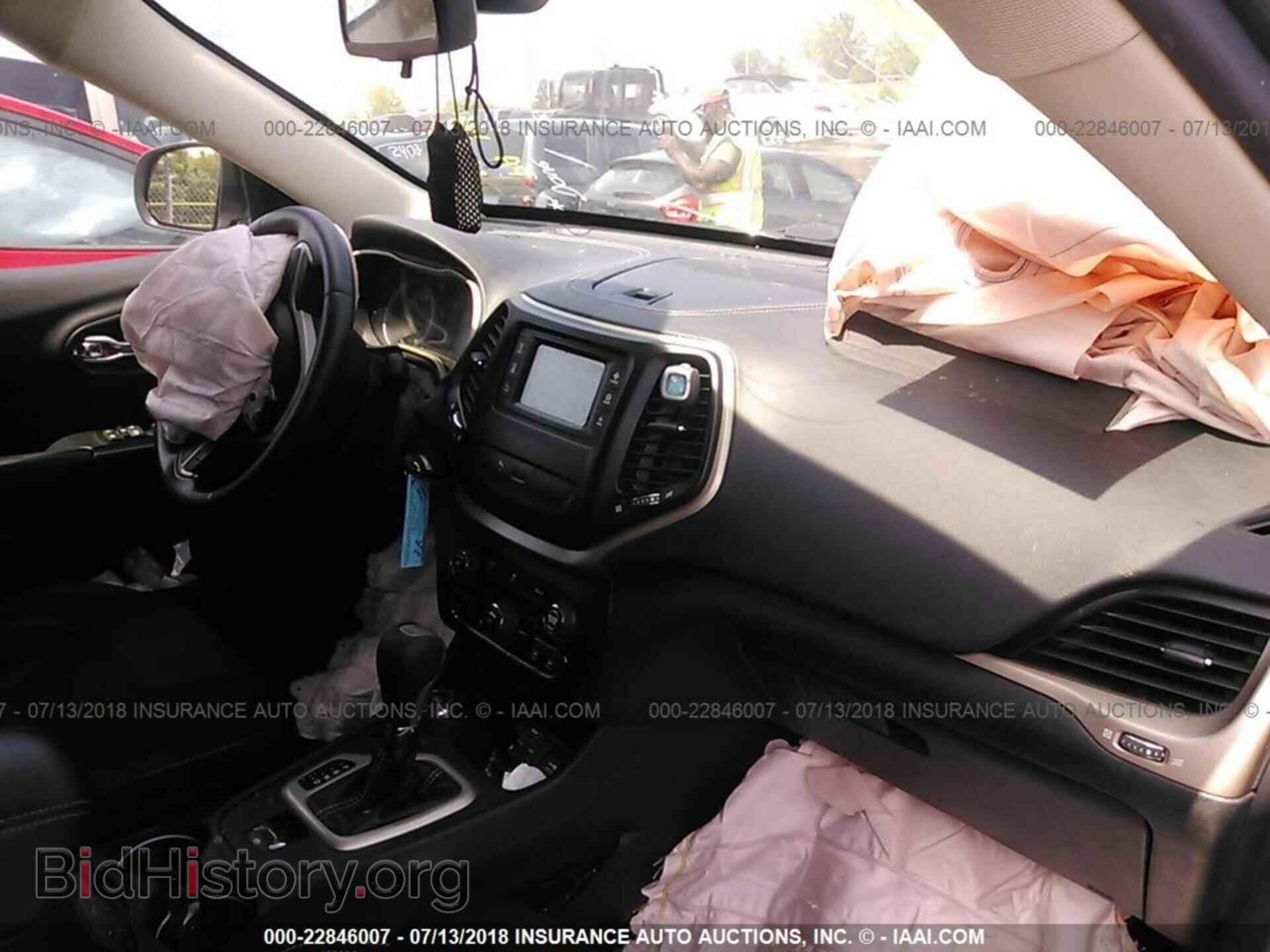 2015 Jeep Cherokee - VIN: 1C4PJMCB5FW609221 - Фото 5