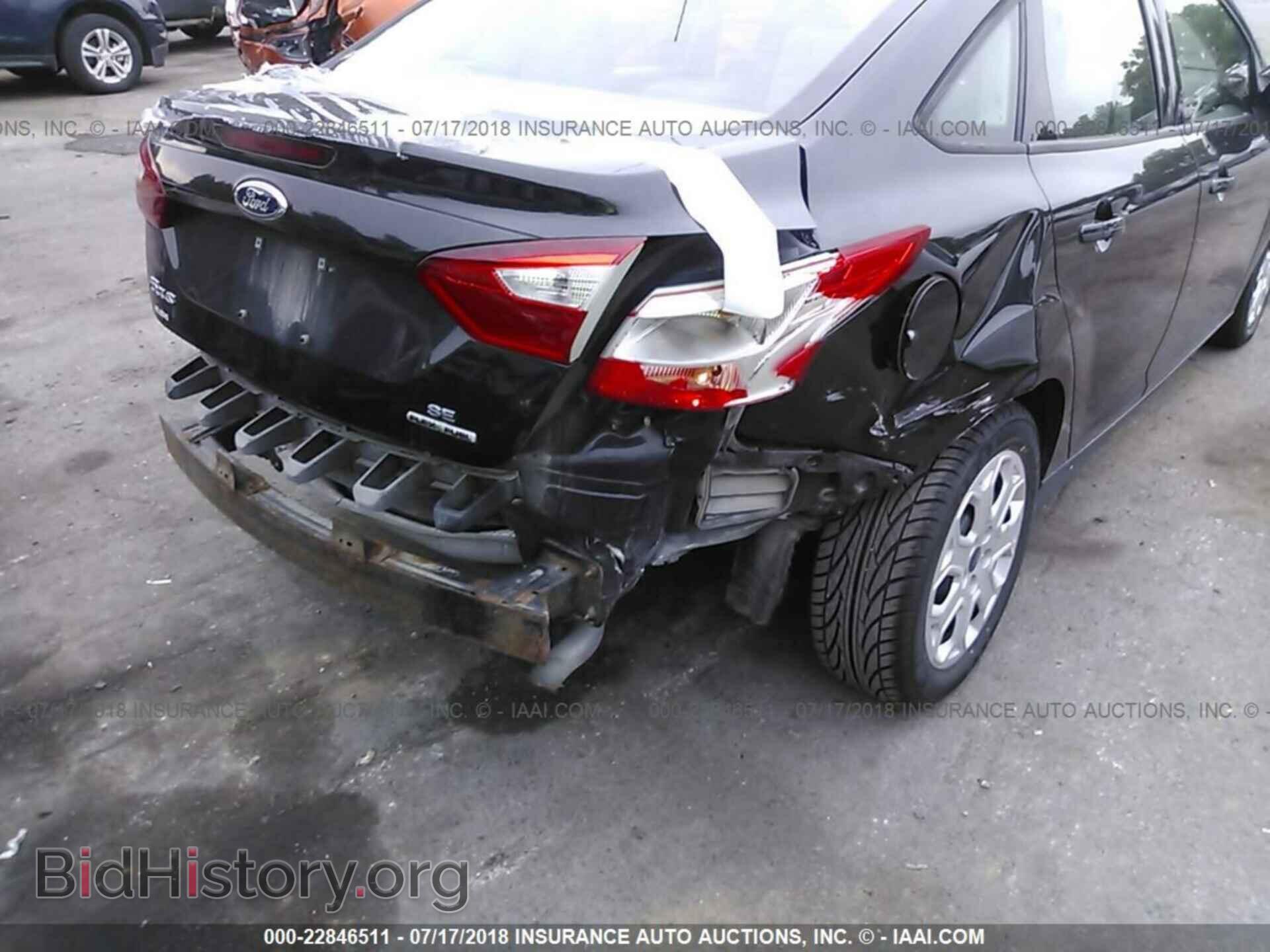 2012 Ford Focus - VIN: 1FAHP3F20CL387473 - Photo 6