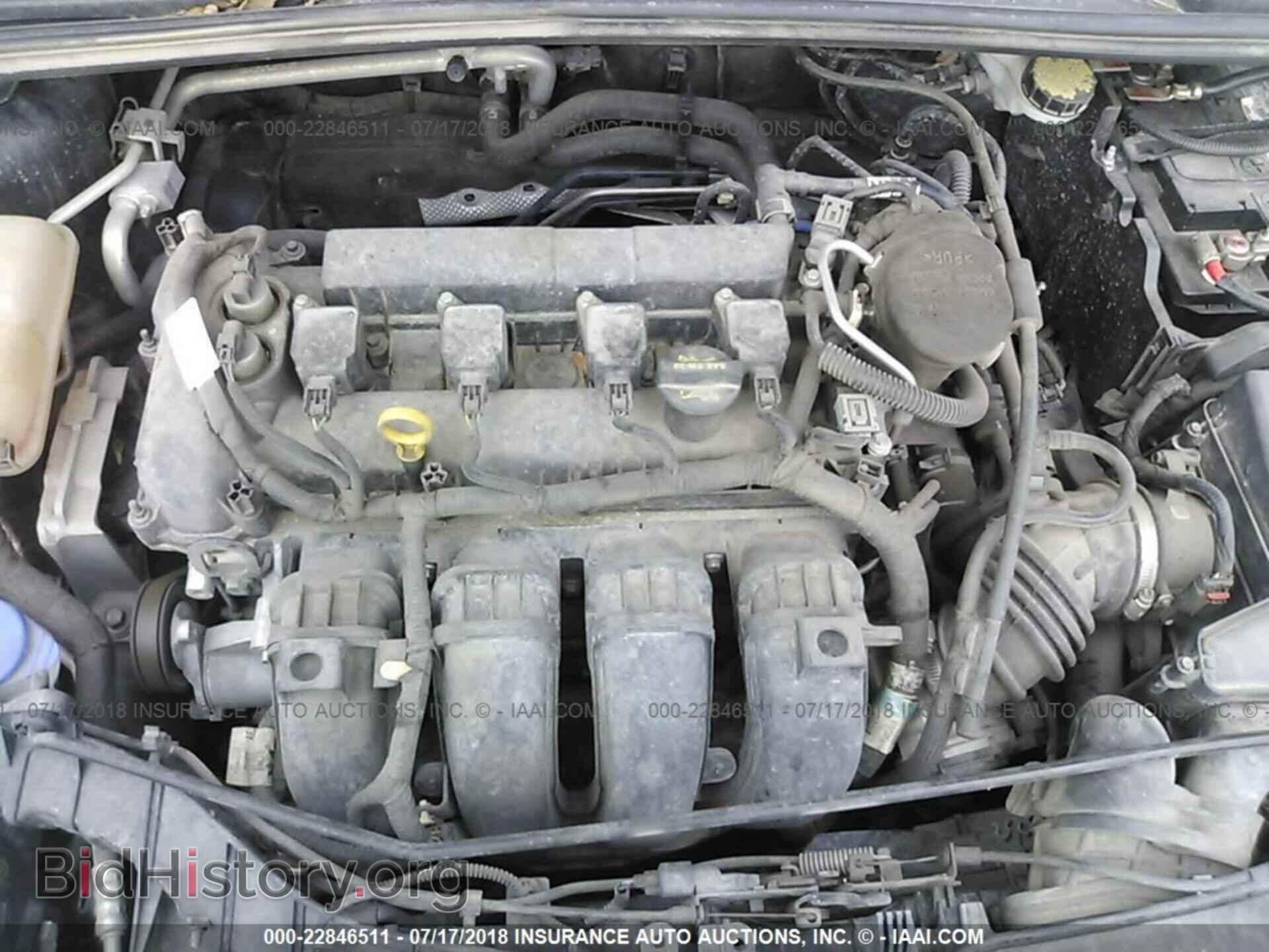 2012 Ford Focus - VIN: 1FAHP3F20CL387473 - Photo 10