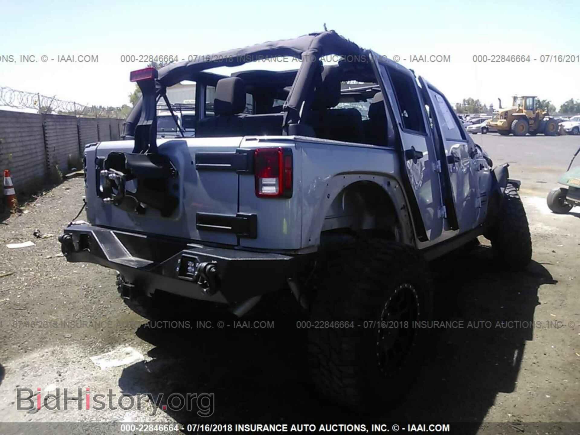 2016 Jeep Wrangler - VIN: 1C4BJWDG4GL187736 - Фото 4