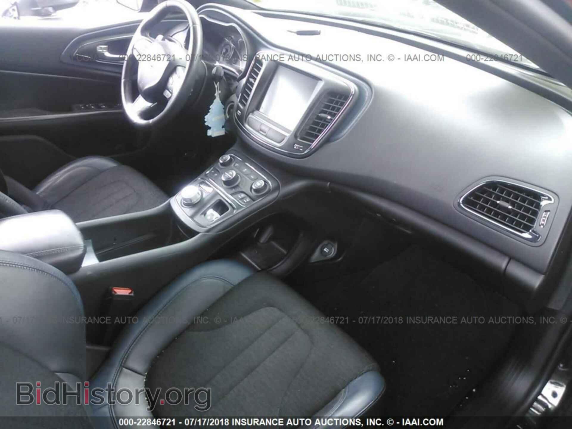 2015 Chrysler 200 - VIN: 1C3CCCBB2FN617663 - Photo 5