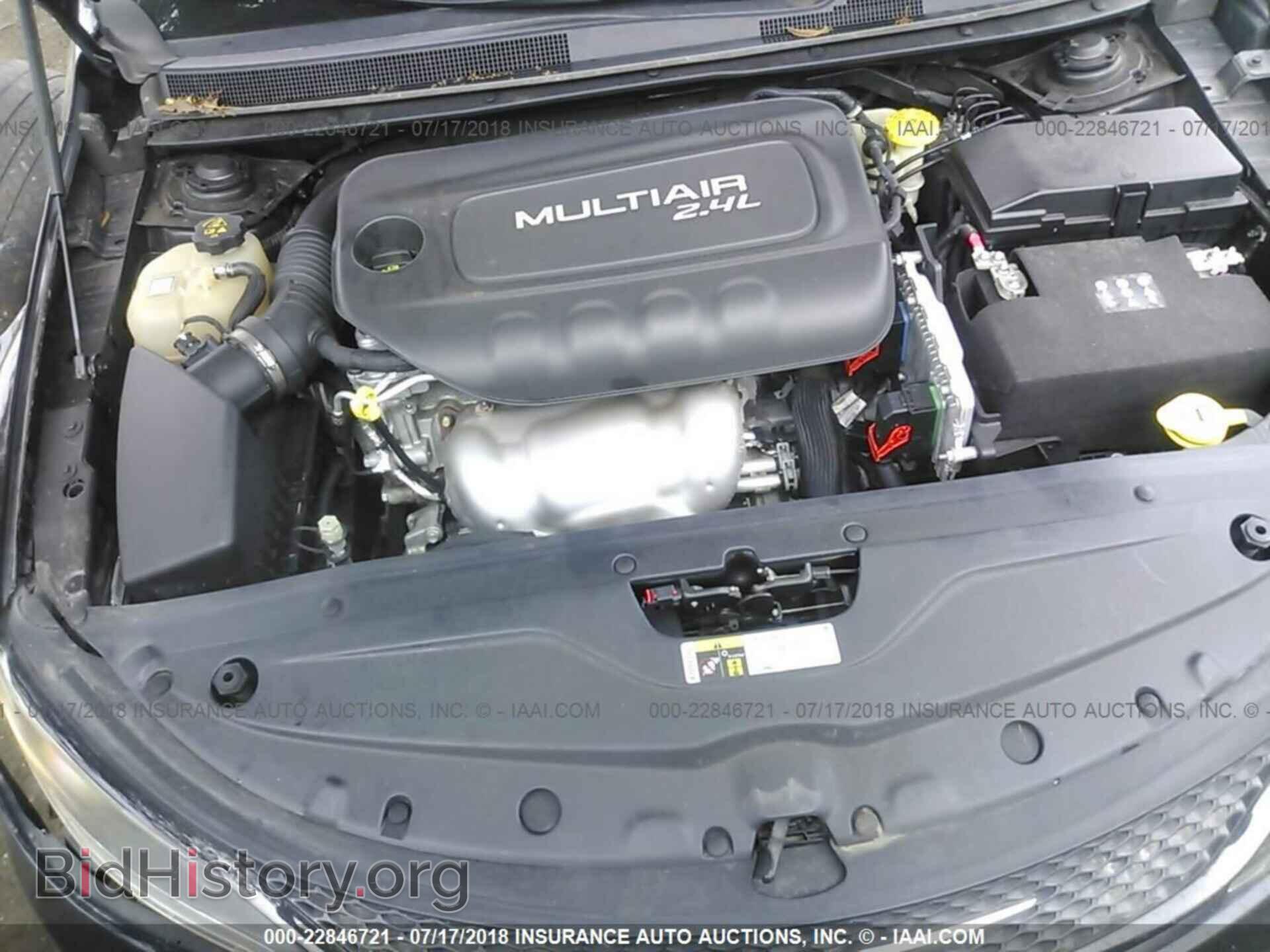 2015 Chrysler 200 - VIN: 1C3CCCBB2FN617663 - Photo 10