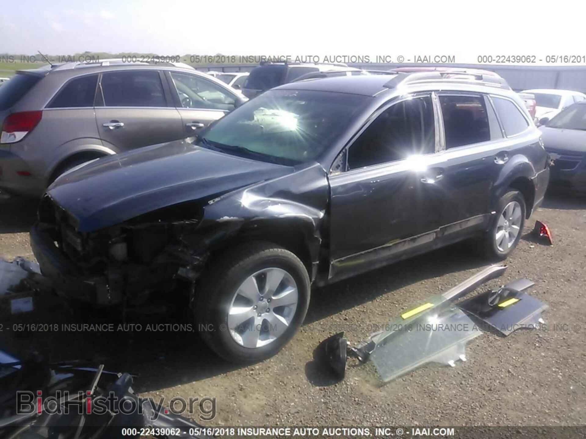2010 SUBARU OUTBACK - VIN: 4S4BRCCC3A3328224 - Фото 2