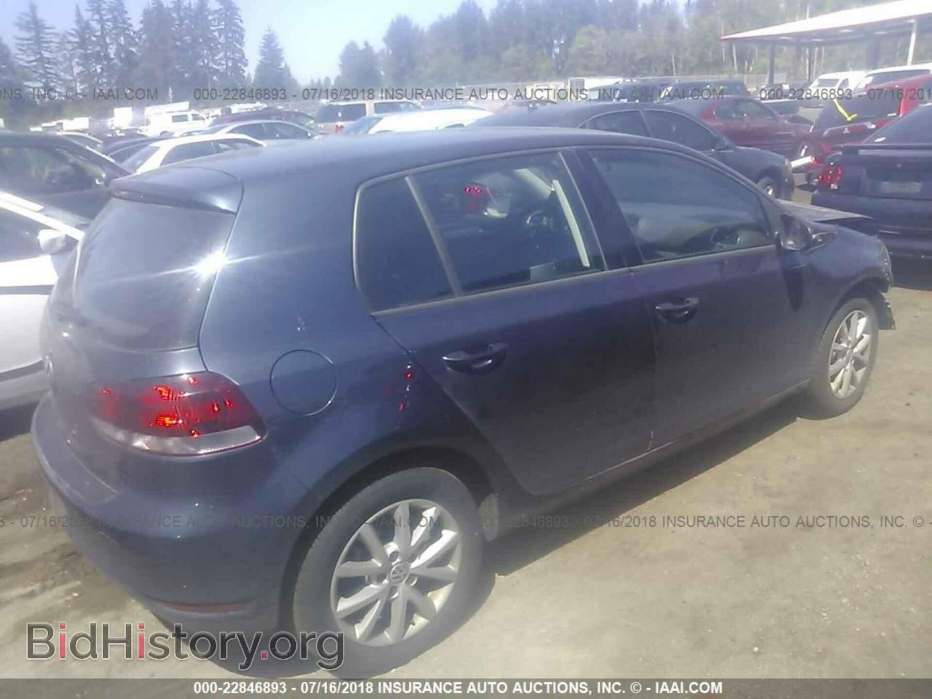 2011 Volkswagen Golf - VIN: WVWDB7AJ4BW326055 - Фото 4