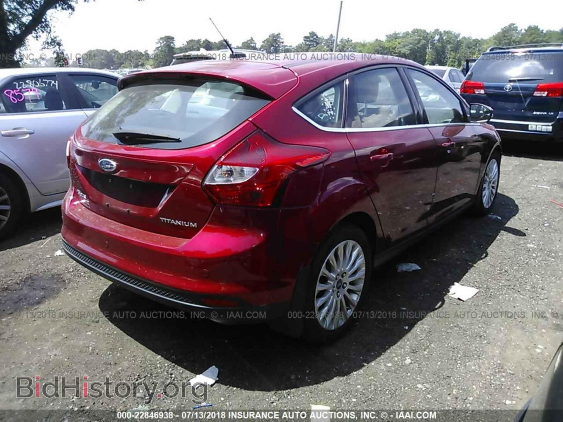 2012 Ford Focus - VIN: 1FAHP3N25CL209401 - Photo 4