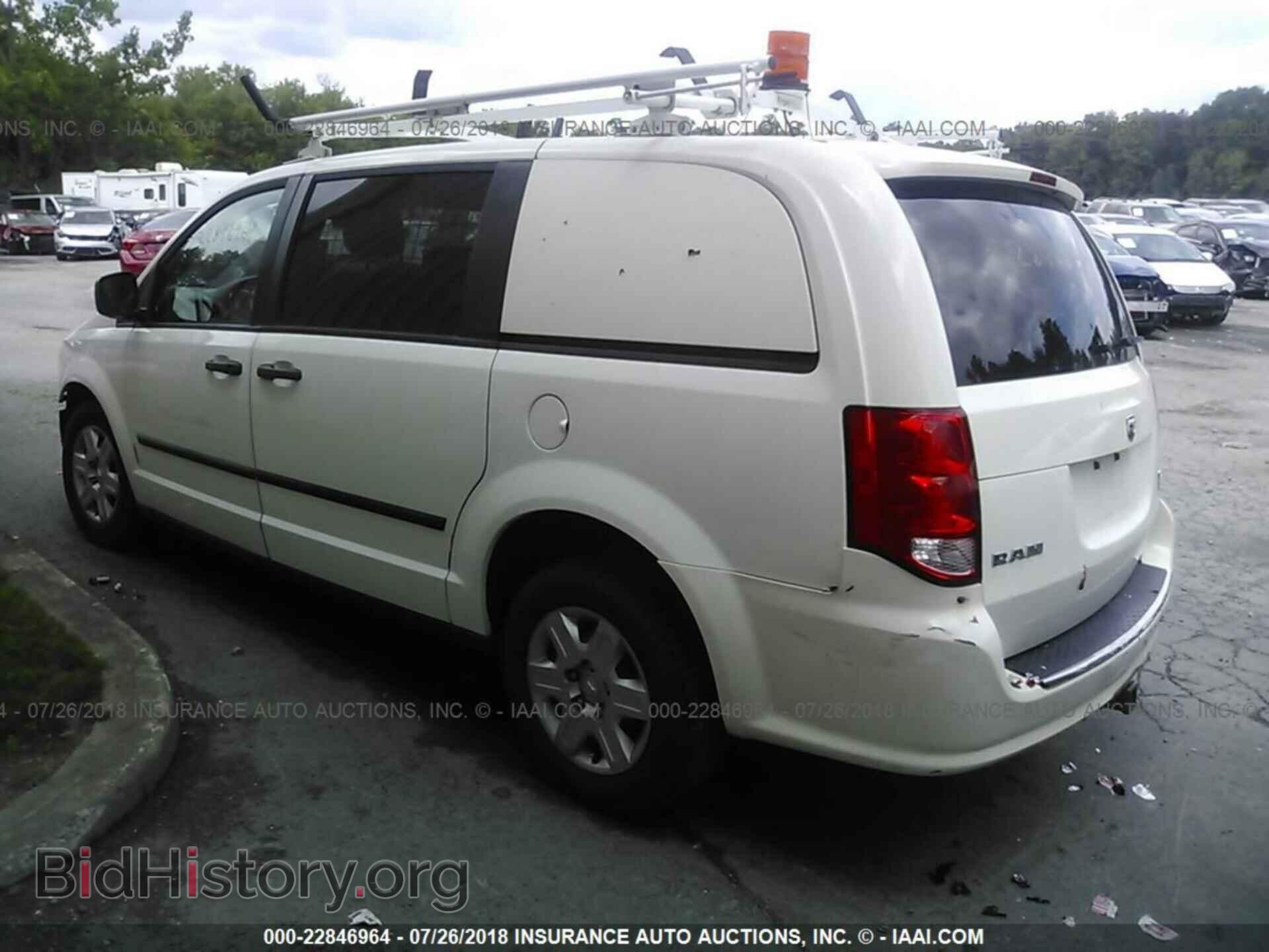 2013 Ram Tradesman - VIN: 2C4JRGAG7DR780623 - Фото 3