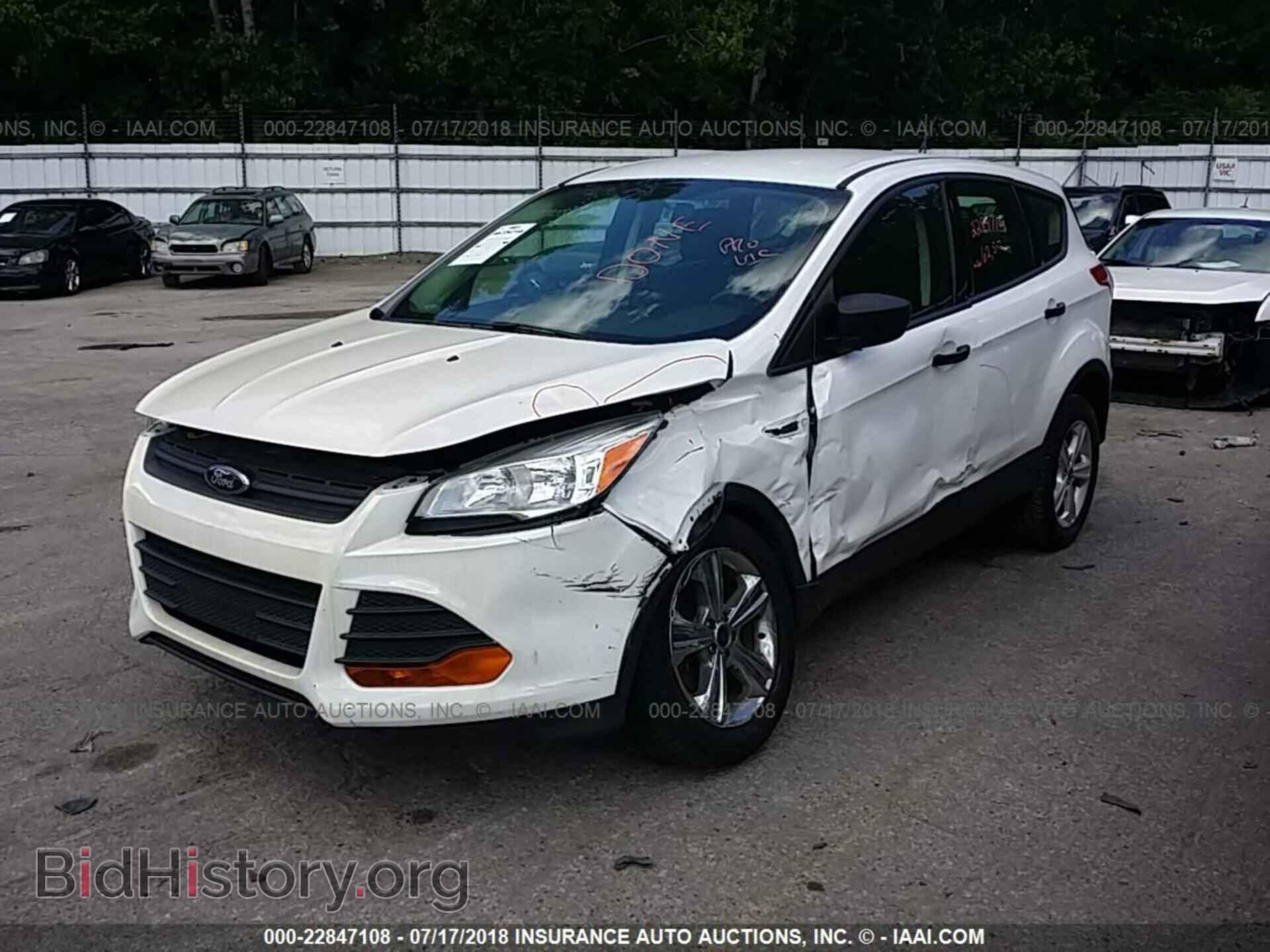 2014 Ford Escape - VIN: 1FMCU0F78EUC11061 - Фото 2