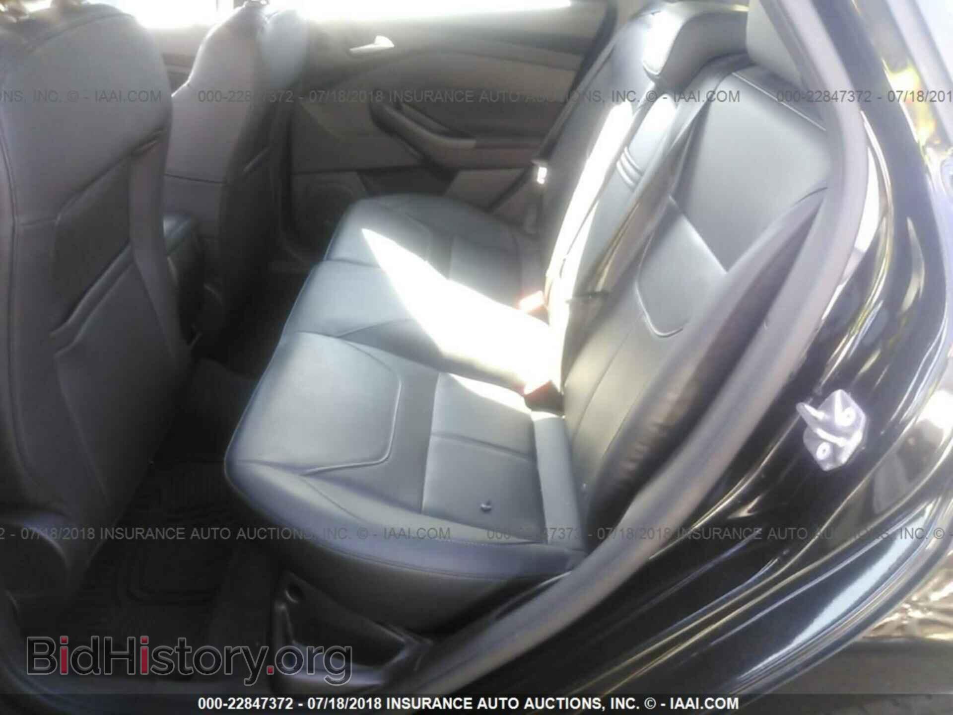 2015 Ford Focus - VIN: 1FADP3N26FL338332 - Photo 8