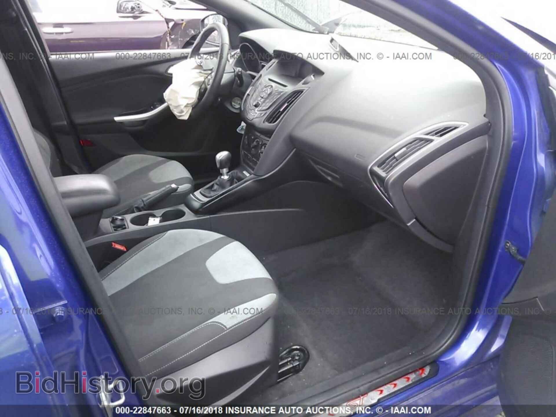 2013 Ford Focus - VIN: 1FADP3L9XDL162432 - Photo 5