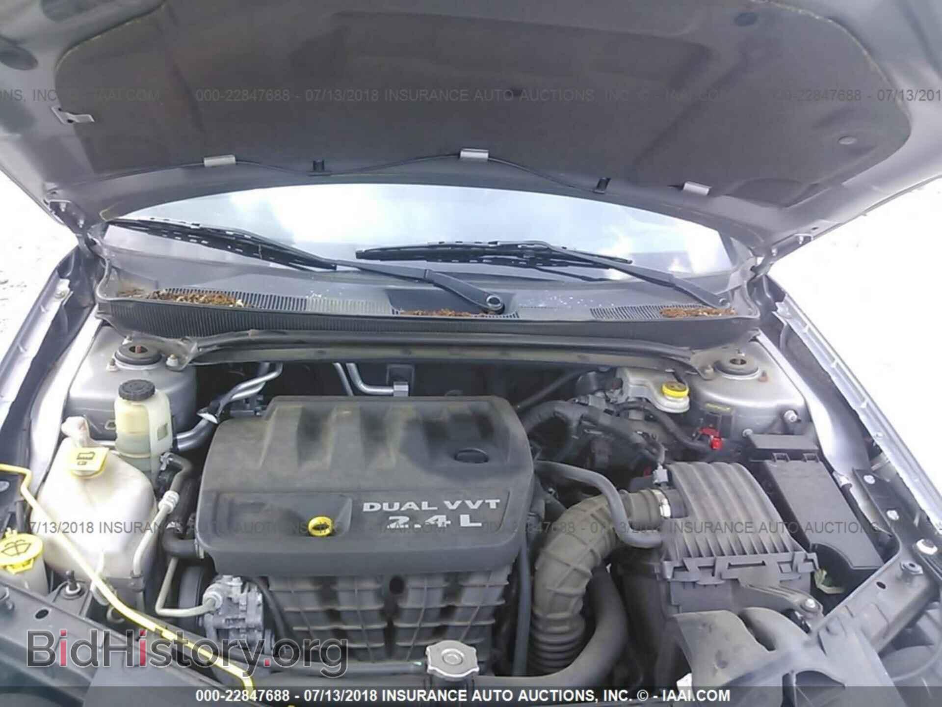 2013 Chrysler 200 - VIN: 1C3BCBEB7DN578681 - Фото 10