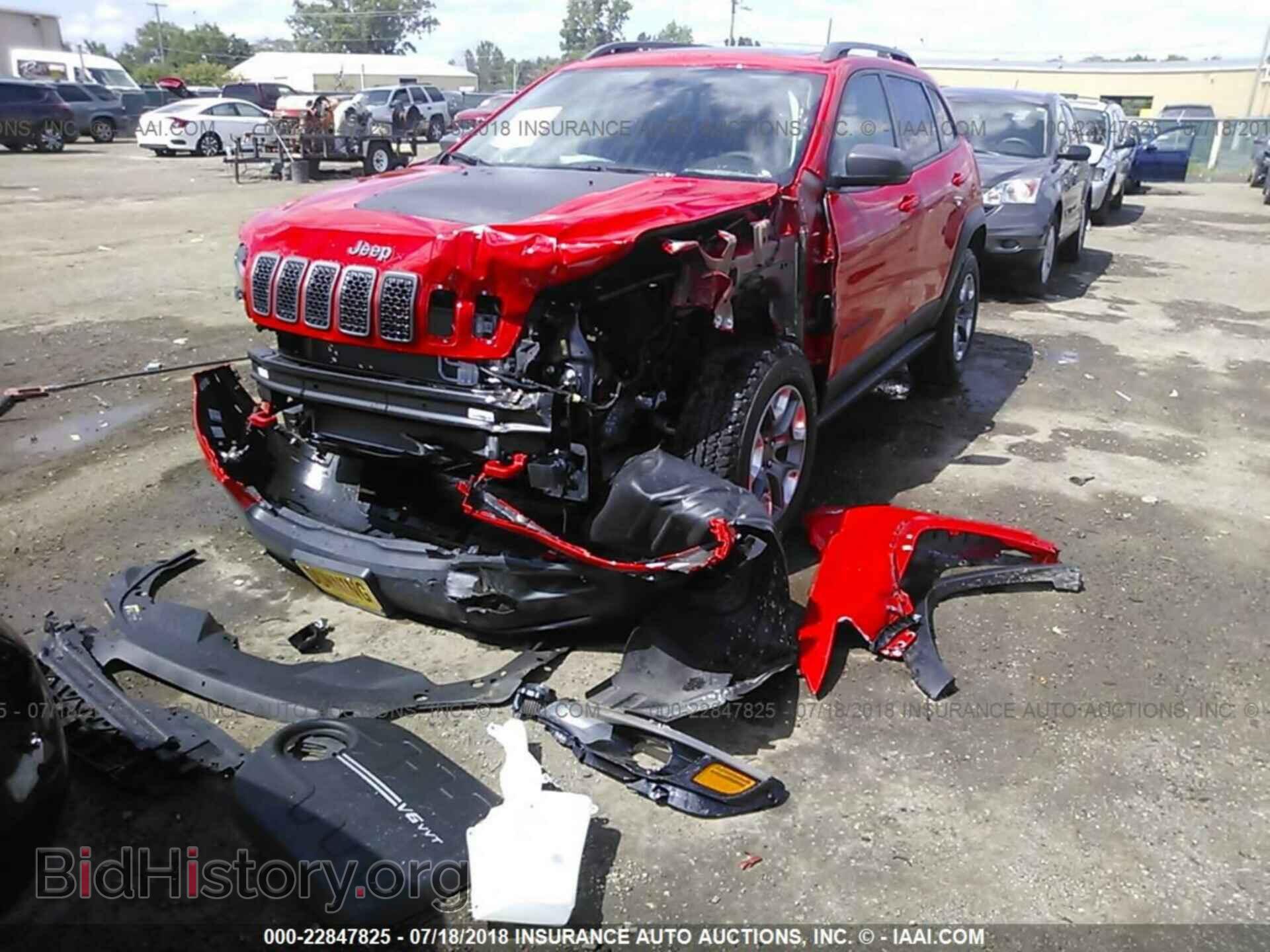 2019 Jeep Cherokee - VIN: 1C4PJMBX0KD157357 - Фото 6