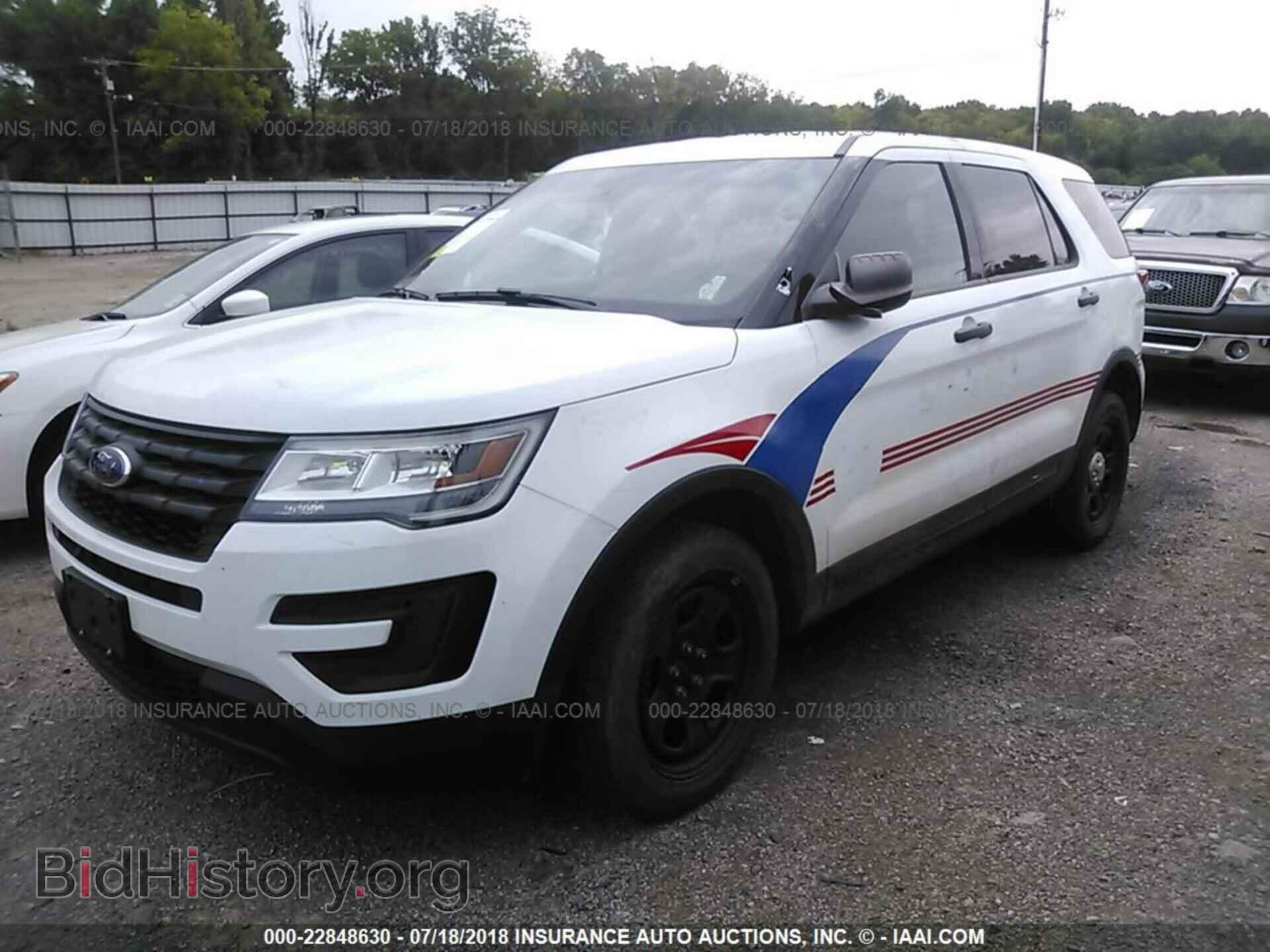 2016 Ford Explorer - VIN: 1FM5K8AR5GGD05082 - Фото 2