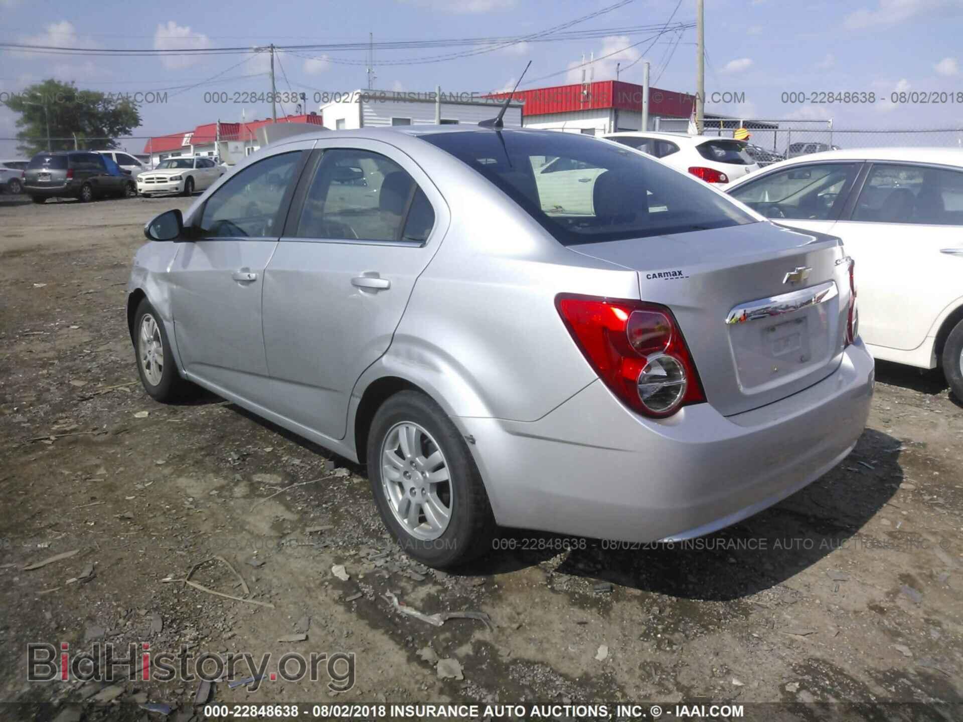 2014 Chevrolet Sonic - VIN: 1G1JC5SH4E4213814 - Photo 3