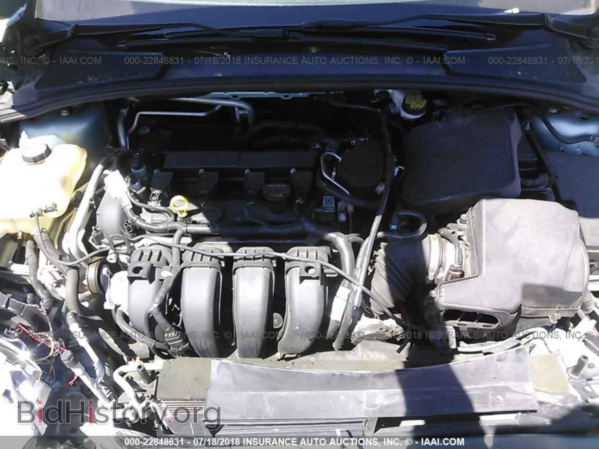 2012 Ford Focus - VIN: 1FAHP3M23CL339839 - Photo 10