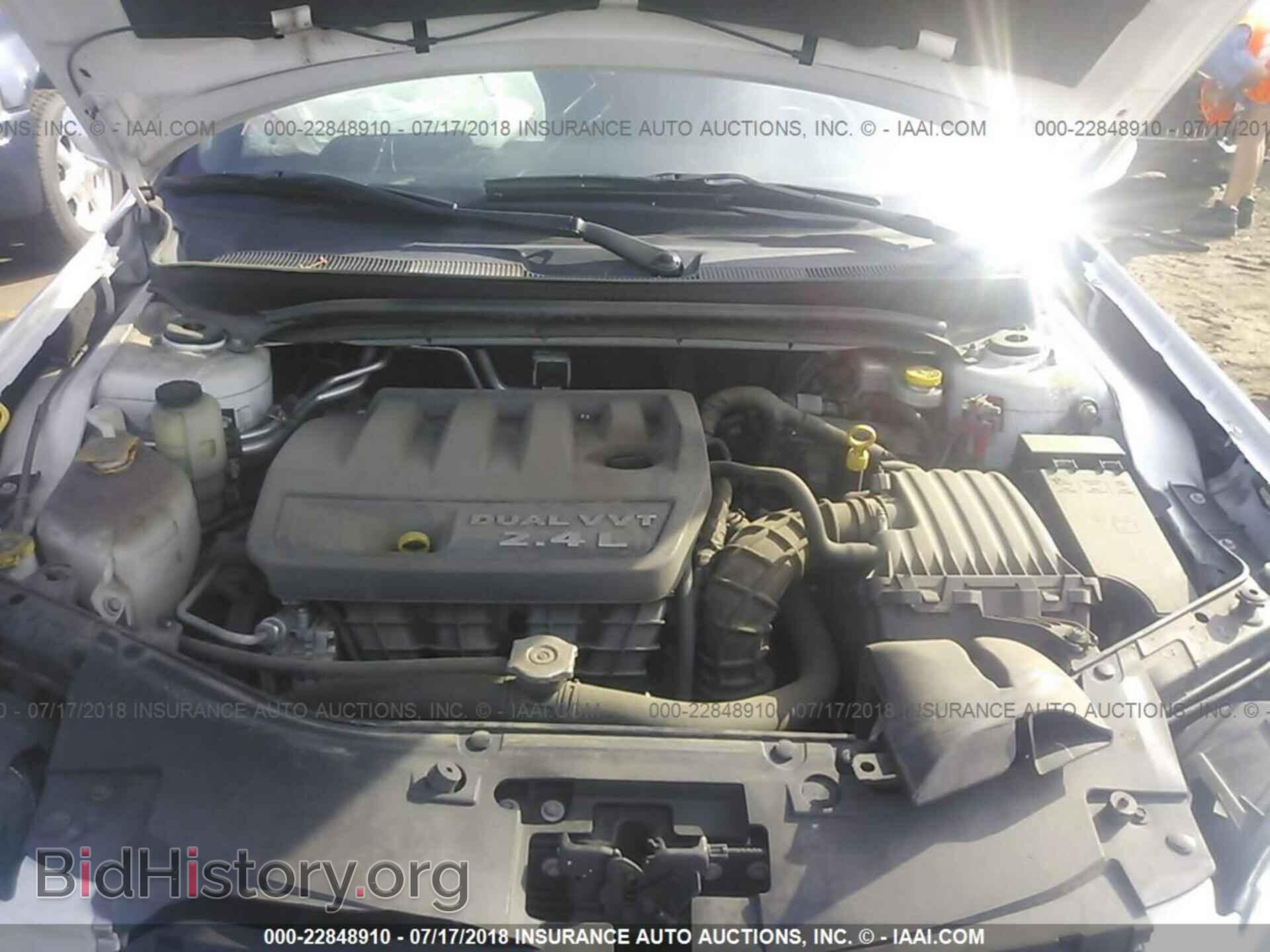 2013 Chrysler 200 - VIN: 1C3CCBAB7DN641952 - Фото 10