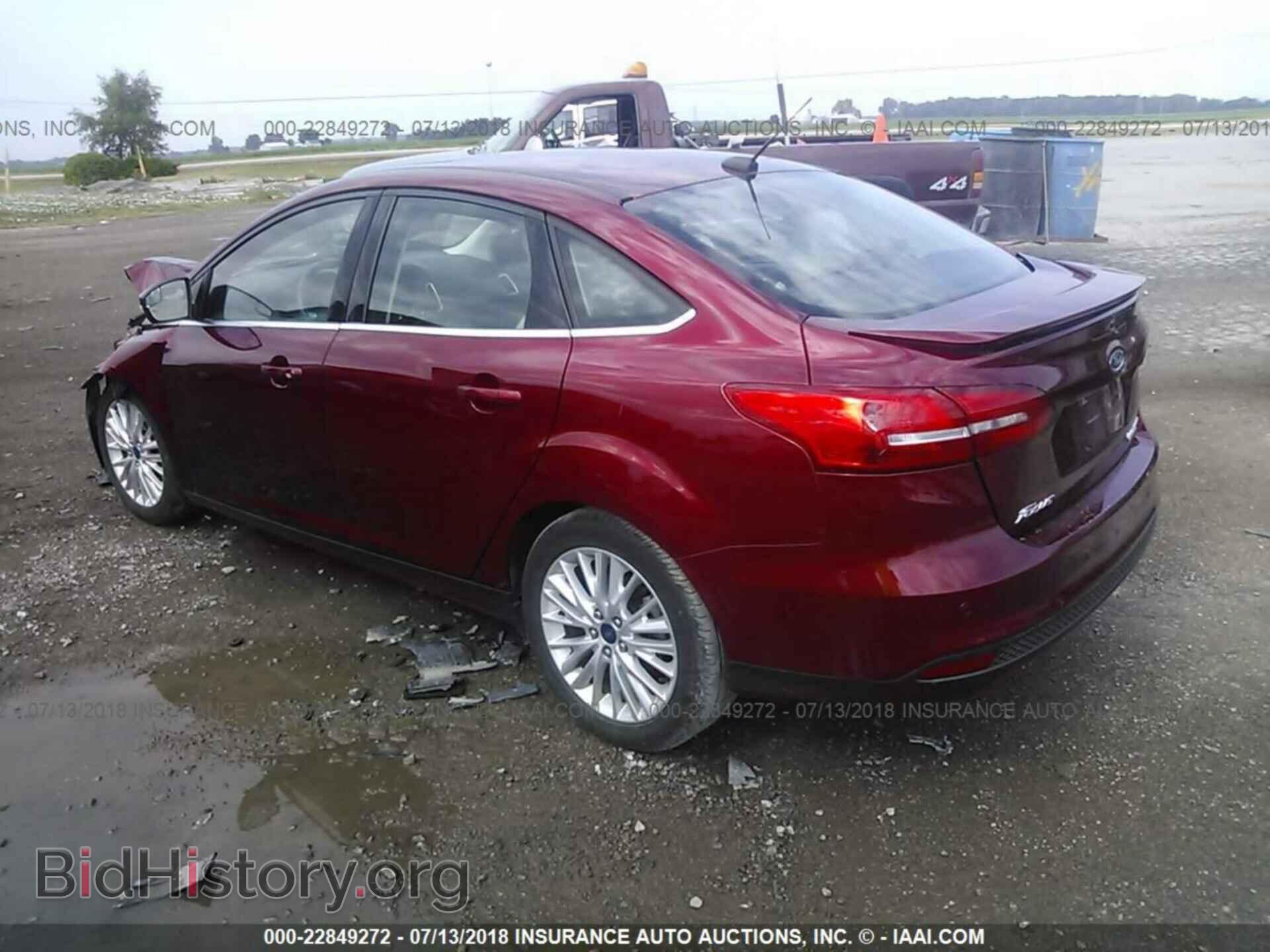2015 Ford Focus - VIN: 1FADP3J25FL383204 - Photo 3