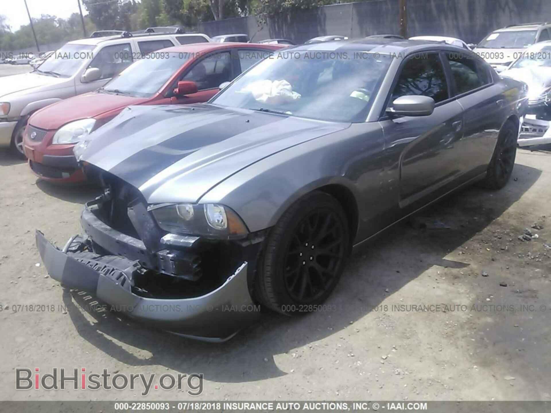 2012 Dodge Charger - VIN: 2C3CDXBGXCH211313 - Фото 2