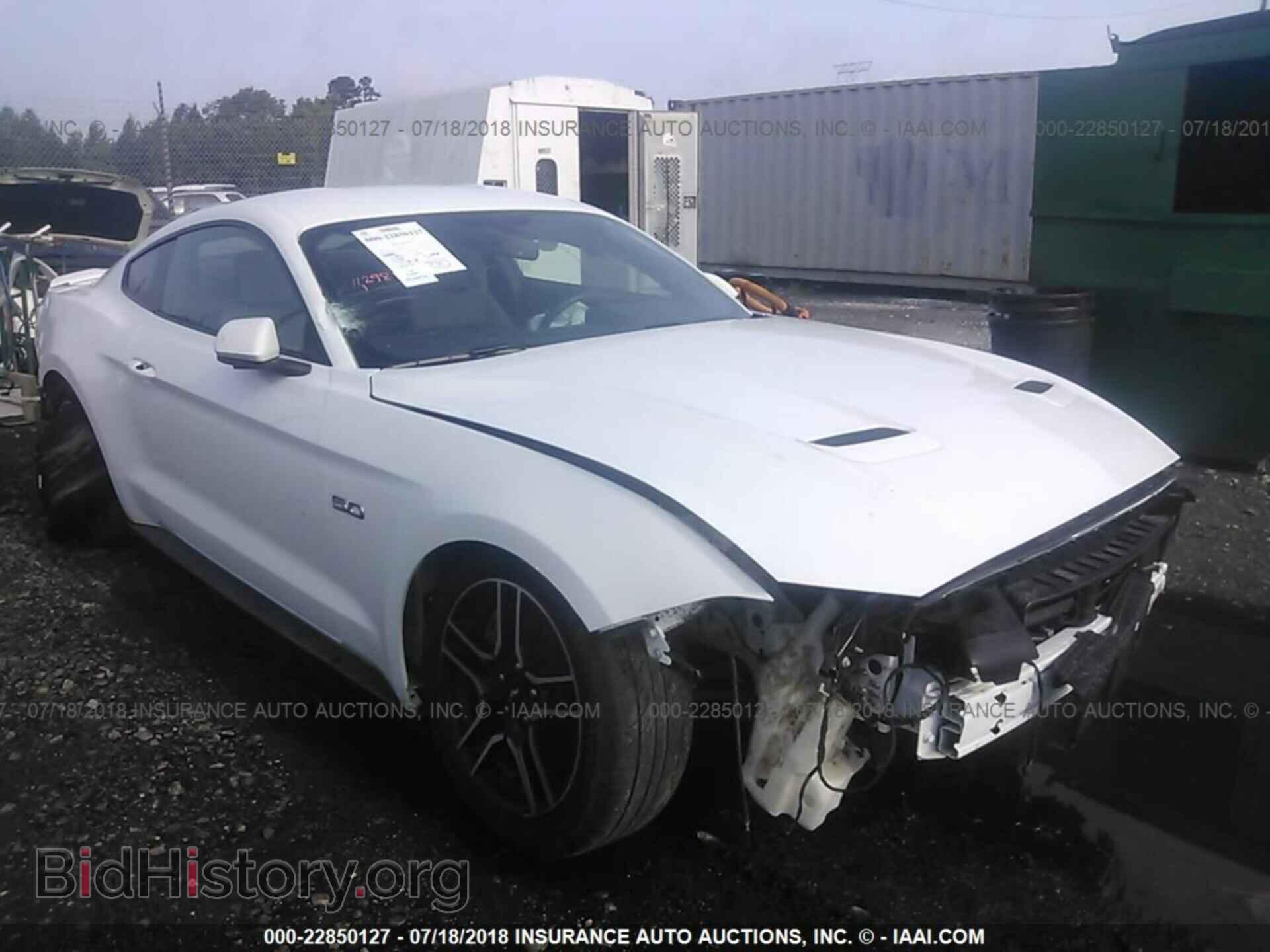 Photo 1FA6P8CF8J5120689 - FORD MUSTANG 2018